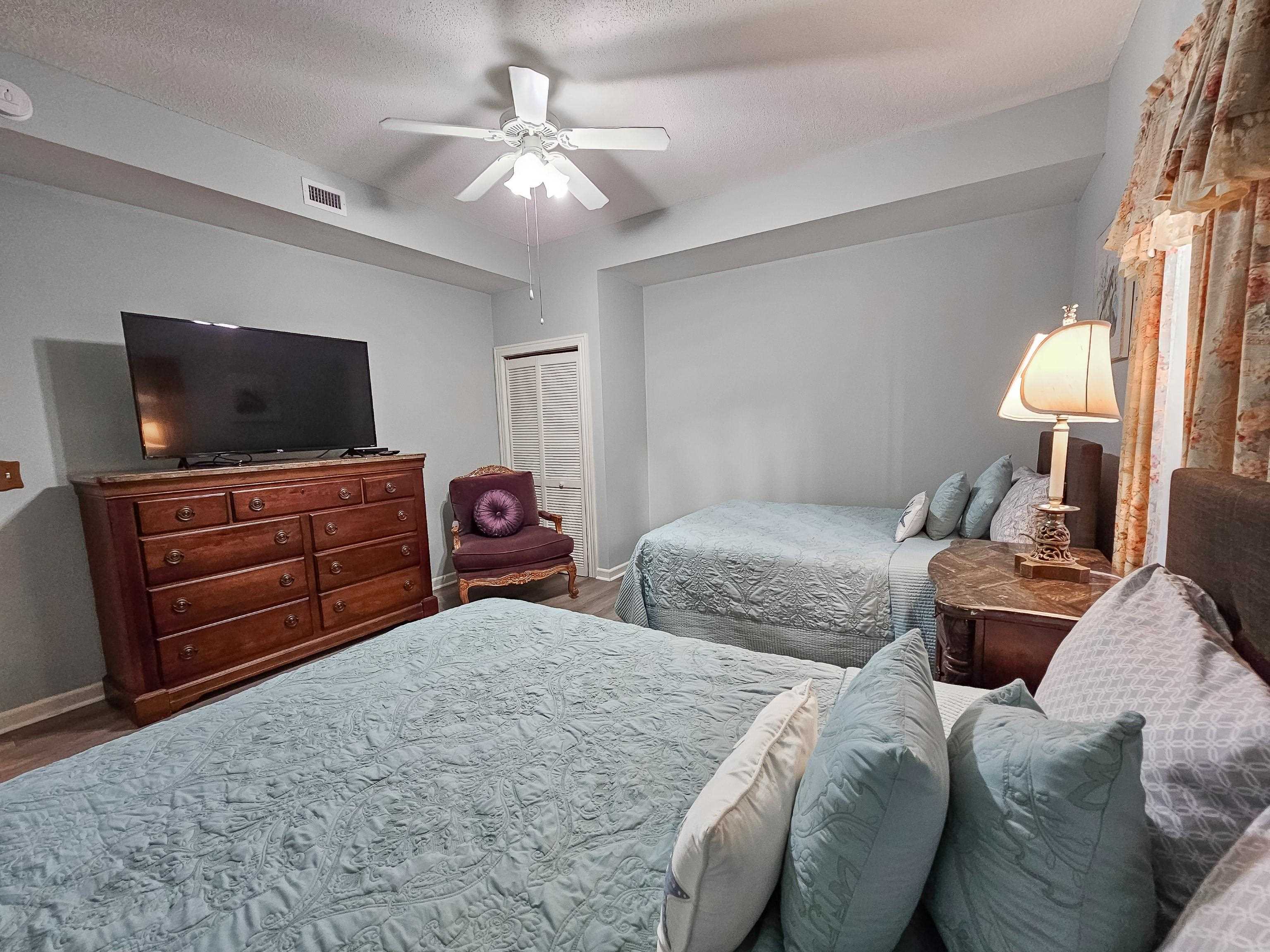 9994 Beach Club Dr. Property Photo 26