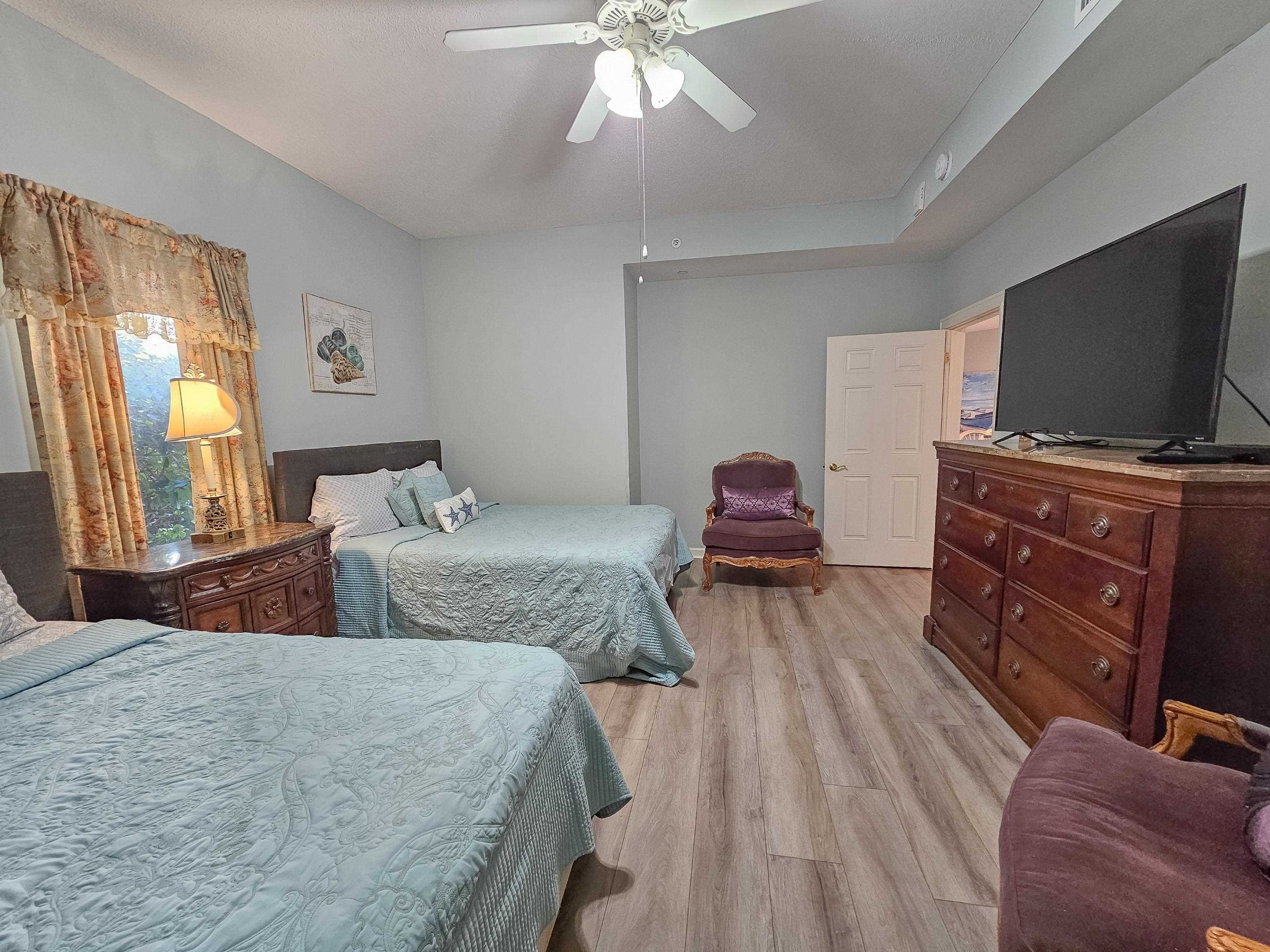 9994 Beach Club Dr. Property Photo 28