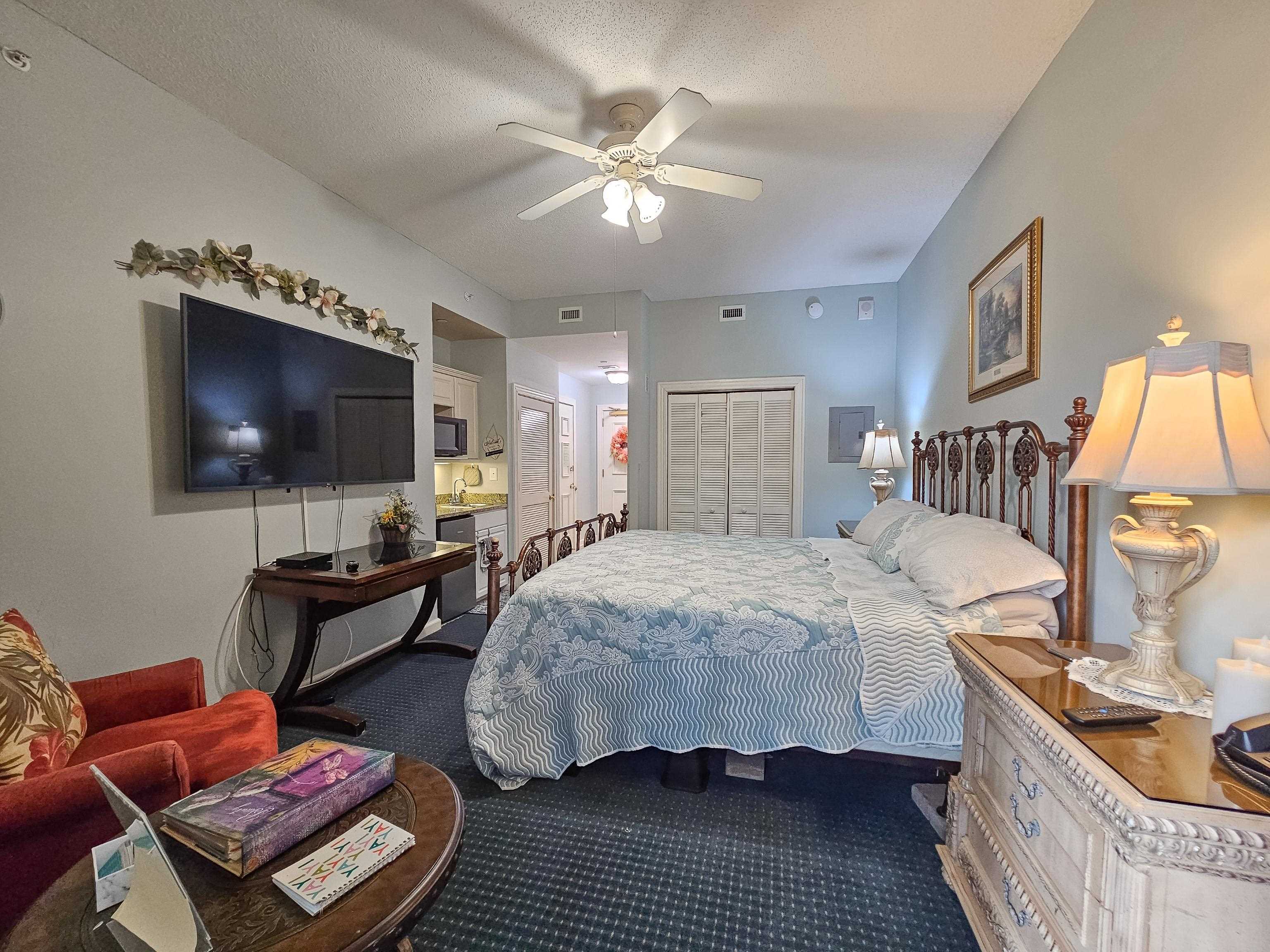 9994 Beach Club Dr. Property Photo 38