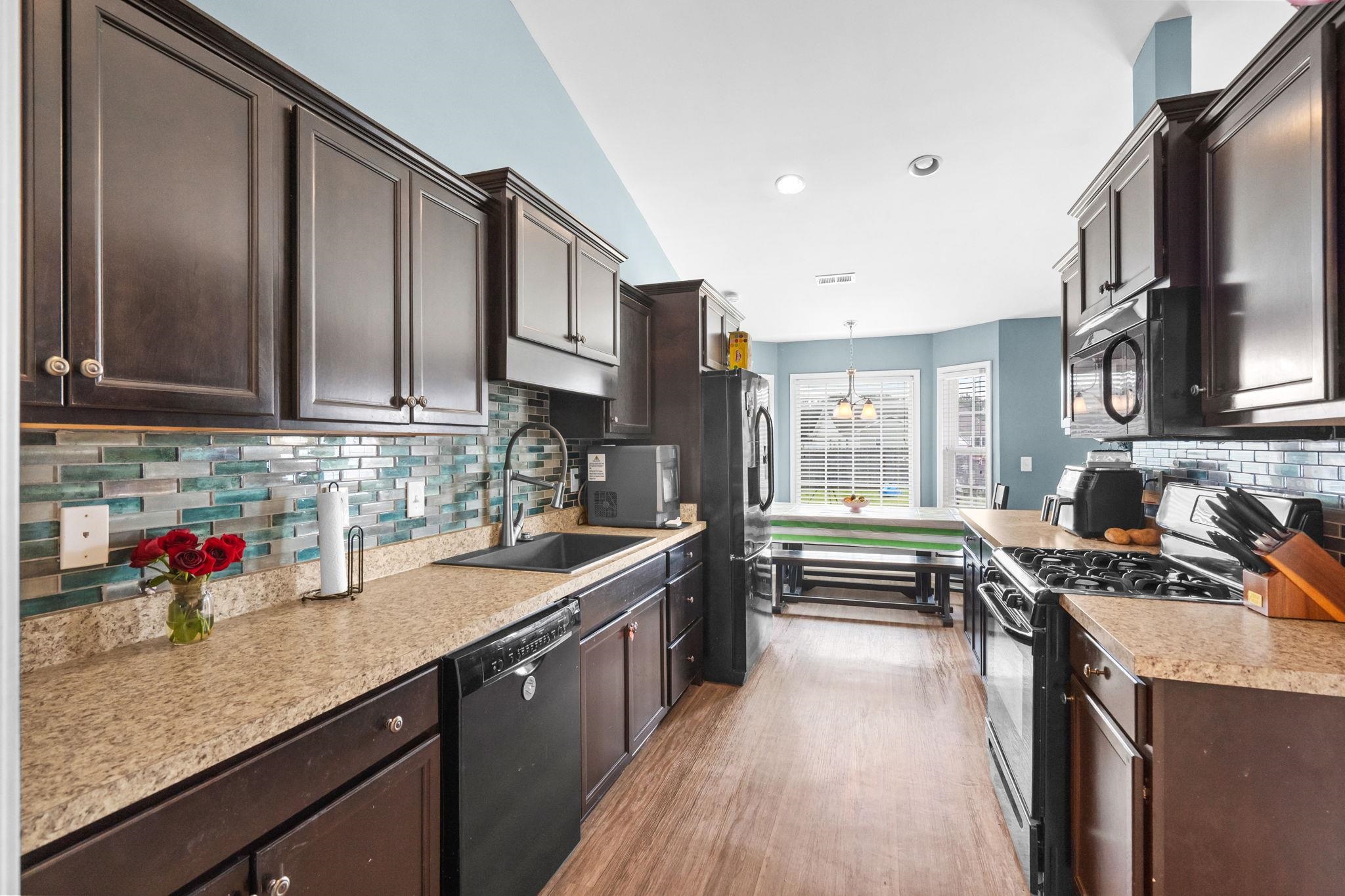 1445 Abberbury Dr. Property Photo 11