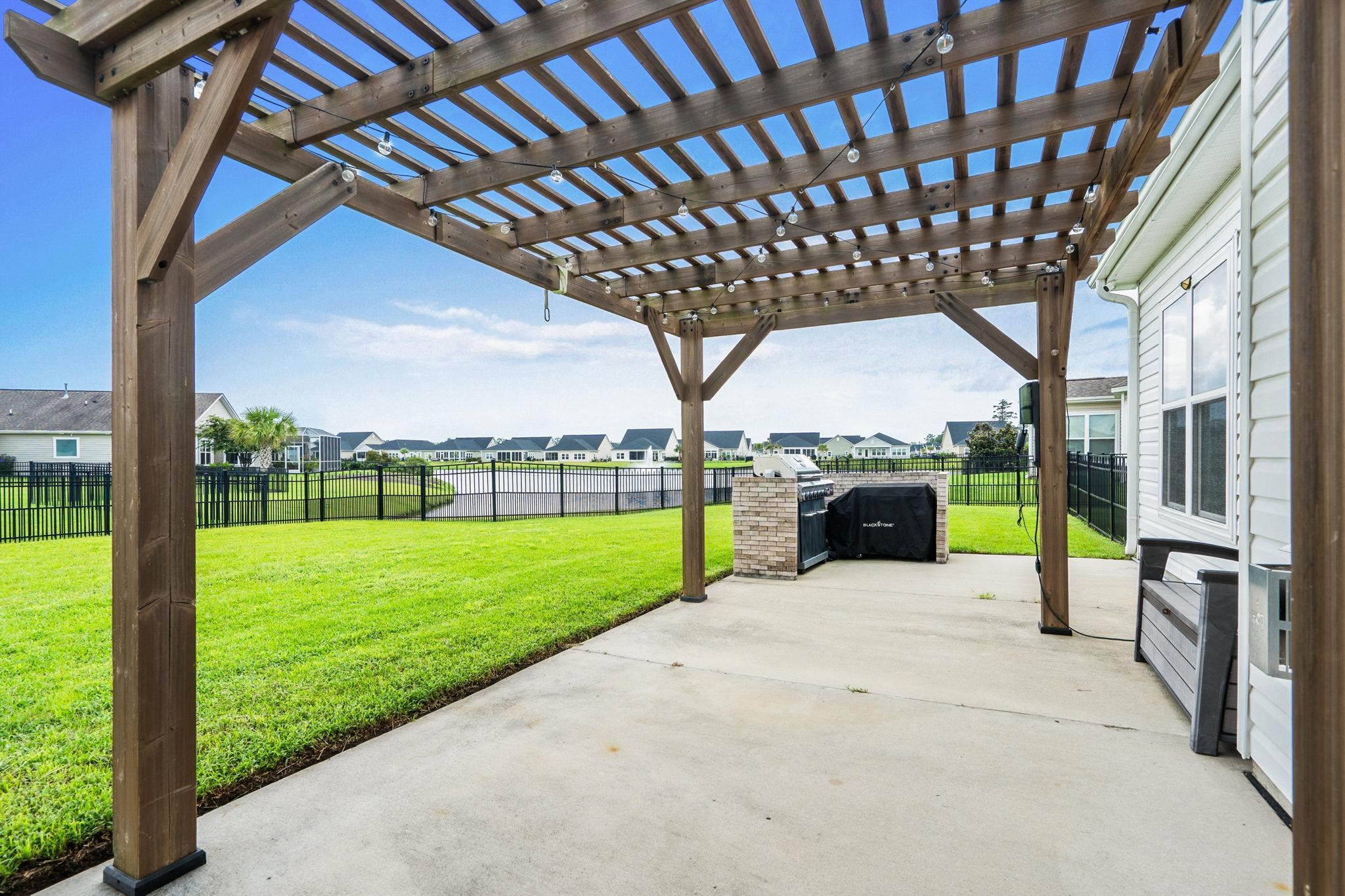 1076 Caprisia Loop Property Photo 30