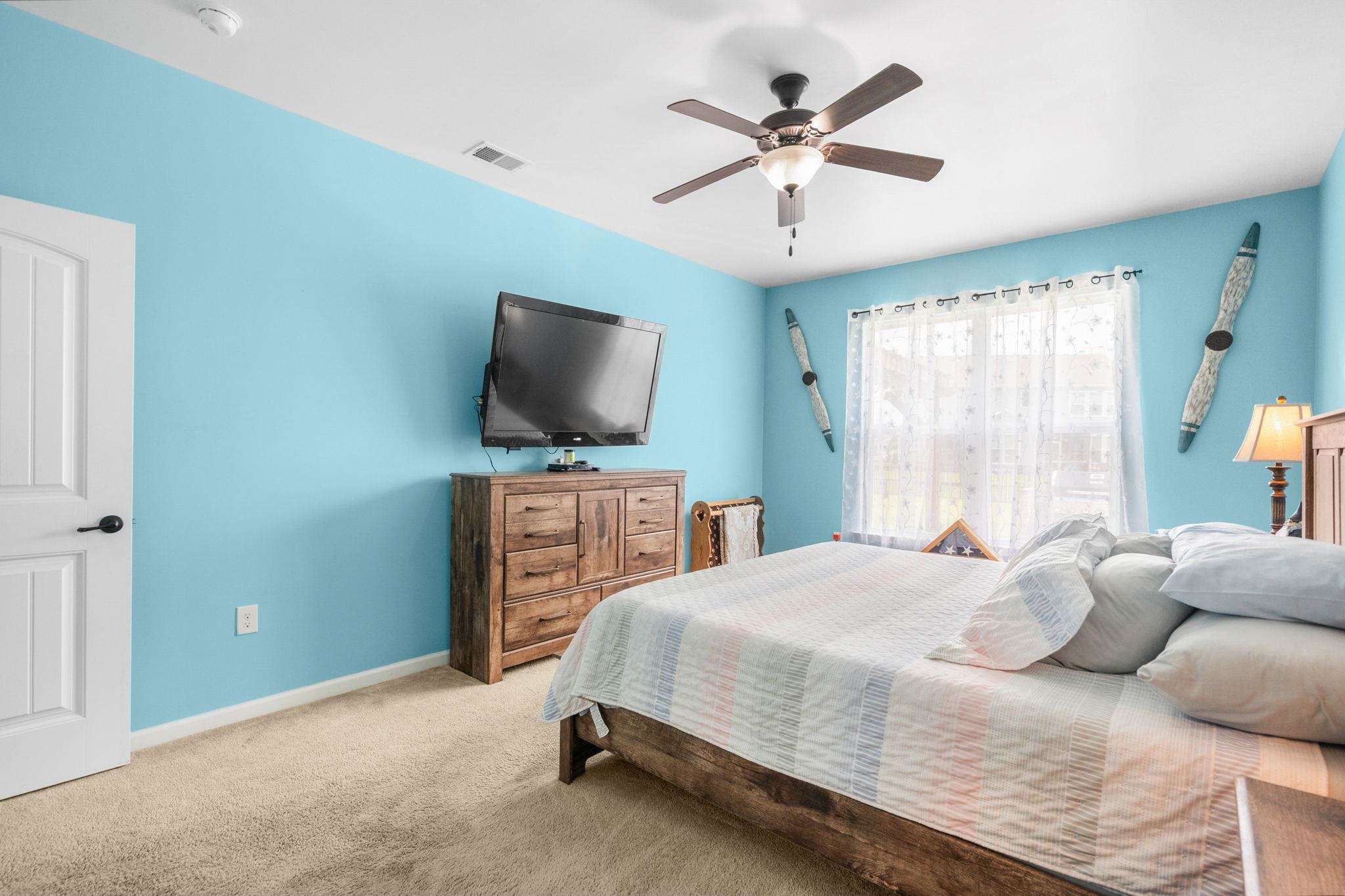 1076 Caprisia Loop Property Photo 40