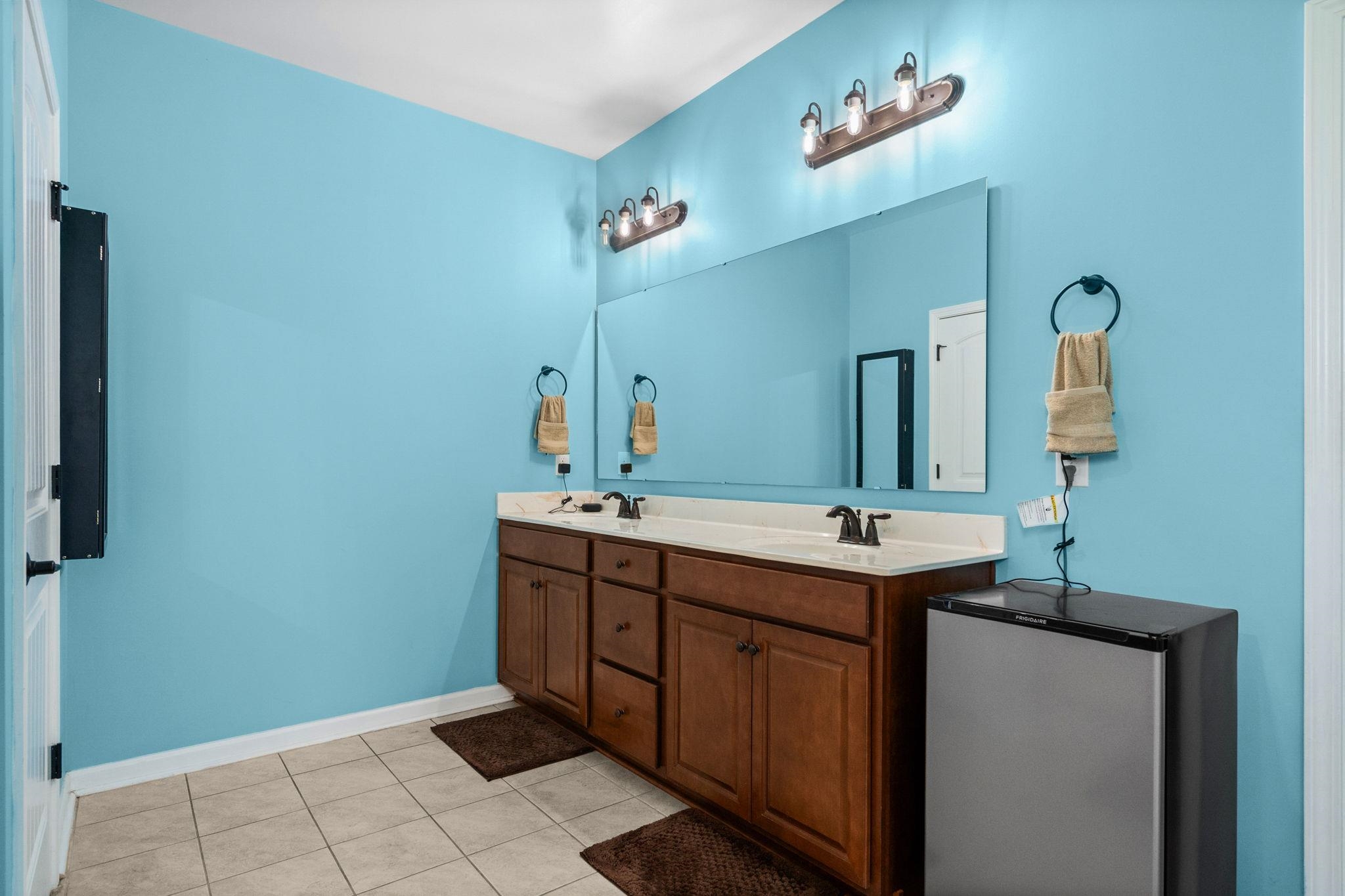 1076 Caprisia Loop Property Photo 44