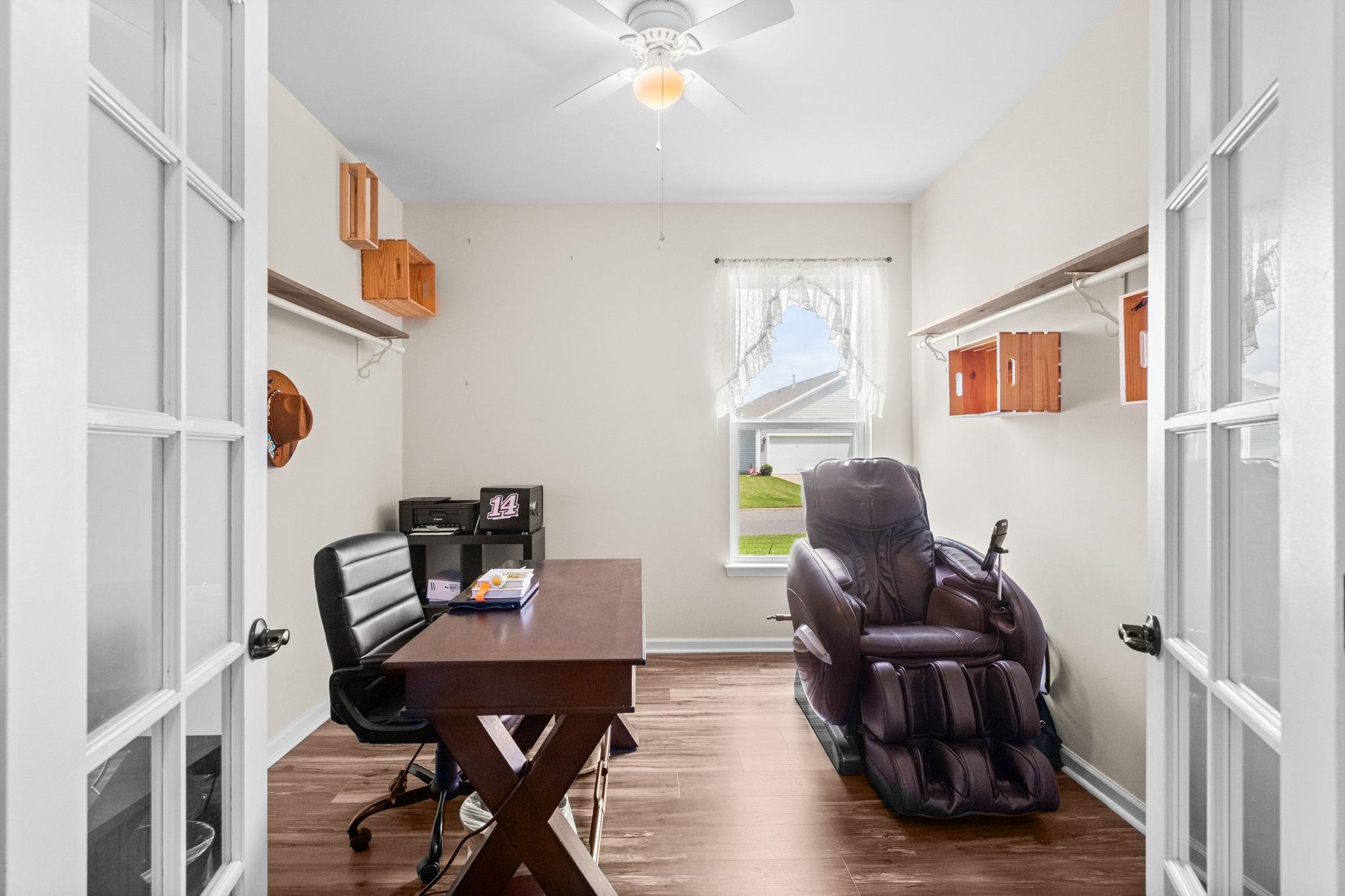 1076 Caprisia Loop Property Photo 45