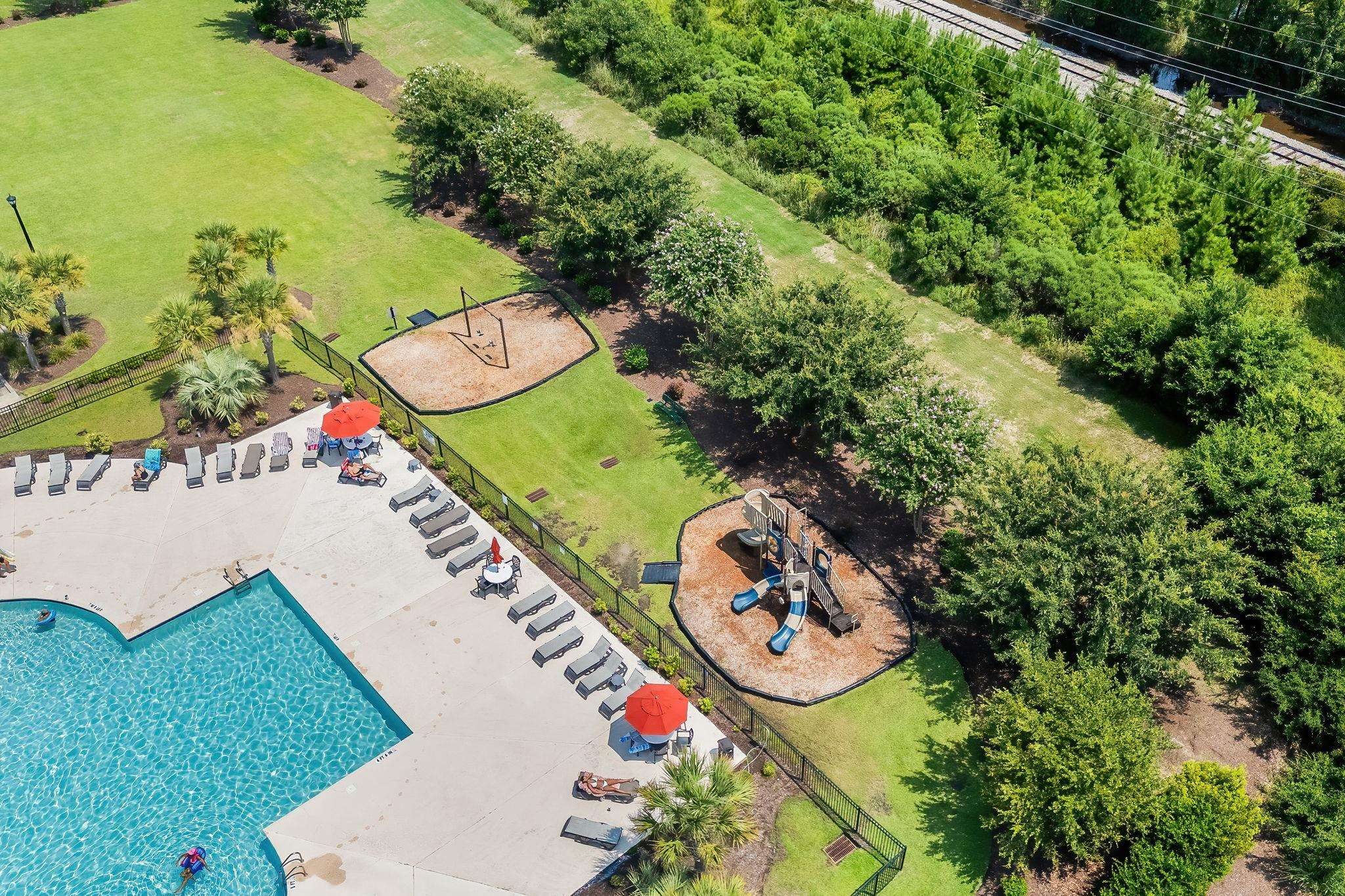 1076 Caprisia Loop Property Photo 74