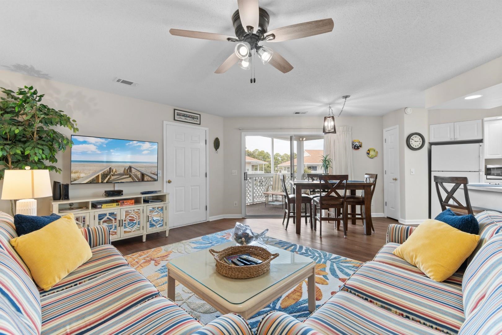 300 Shorehaven Dr. Property Photo 14
