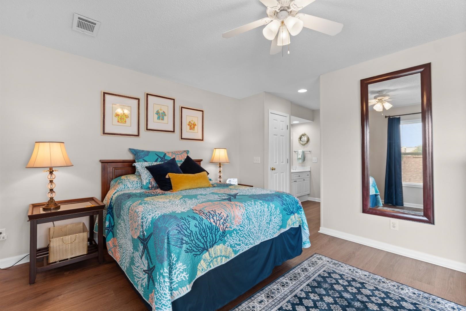 300 Shorehaven Dr. Property Photo 15