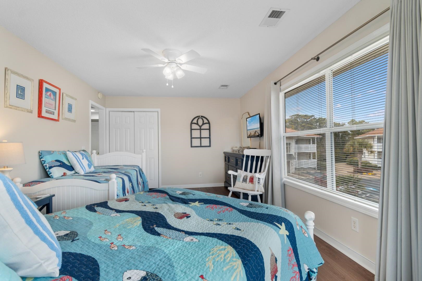 300 Shorehaven Dr. Property Photo 19