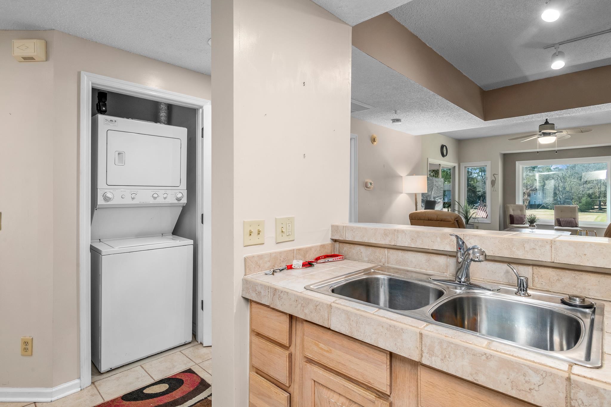 1550 Spinnaker Dr. Property Photo 11