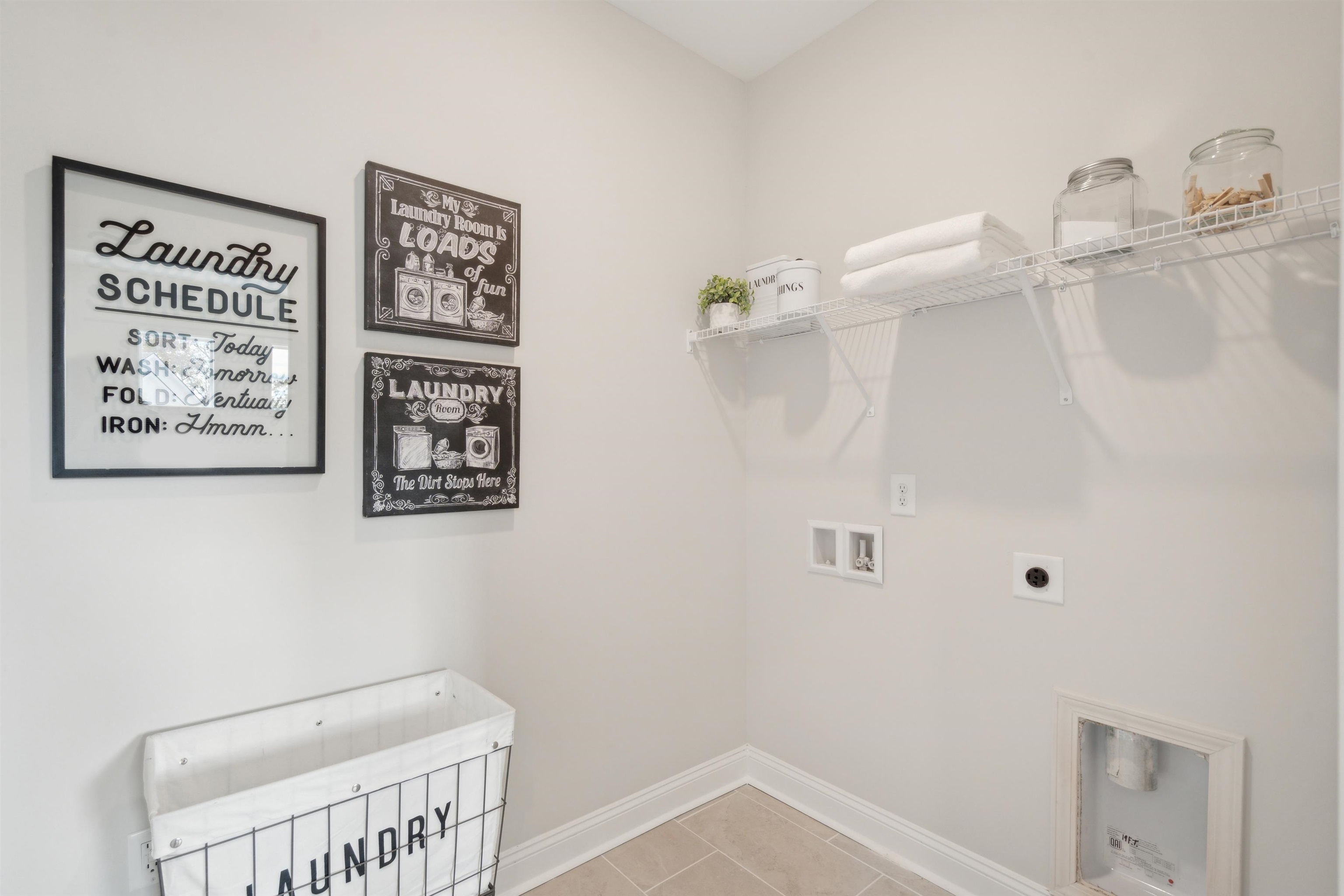 2512 Hillbourne Loop Property Photo 15