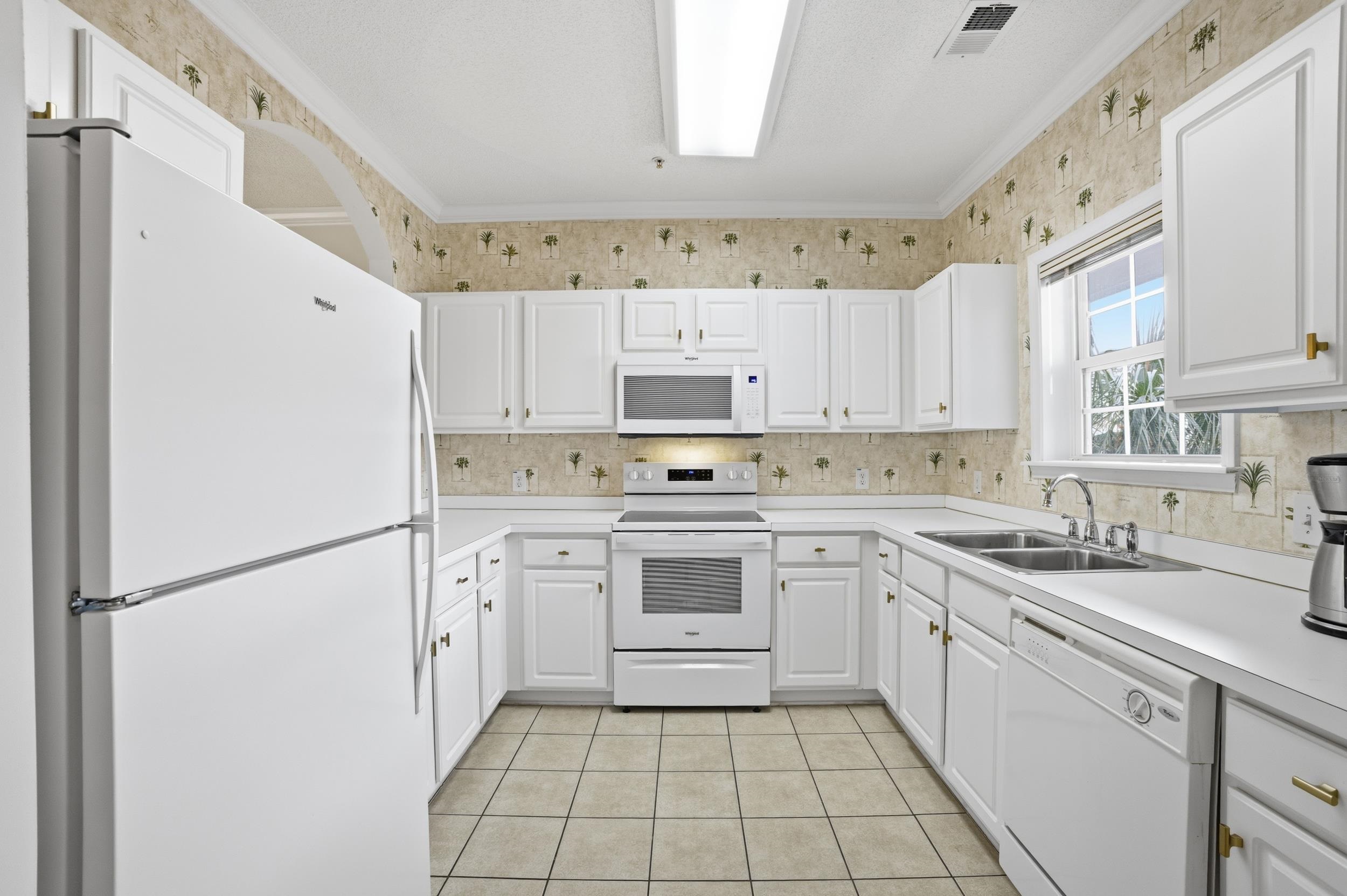 6015 Catalina Dr. Property Photo 15