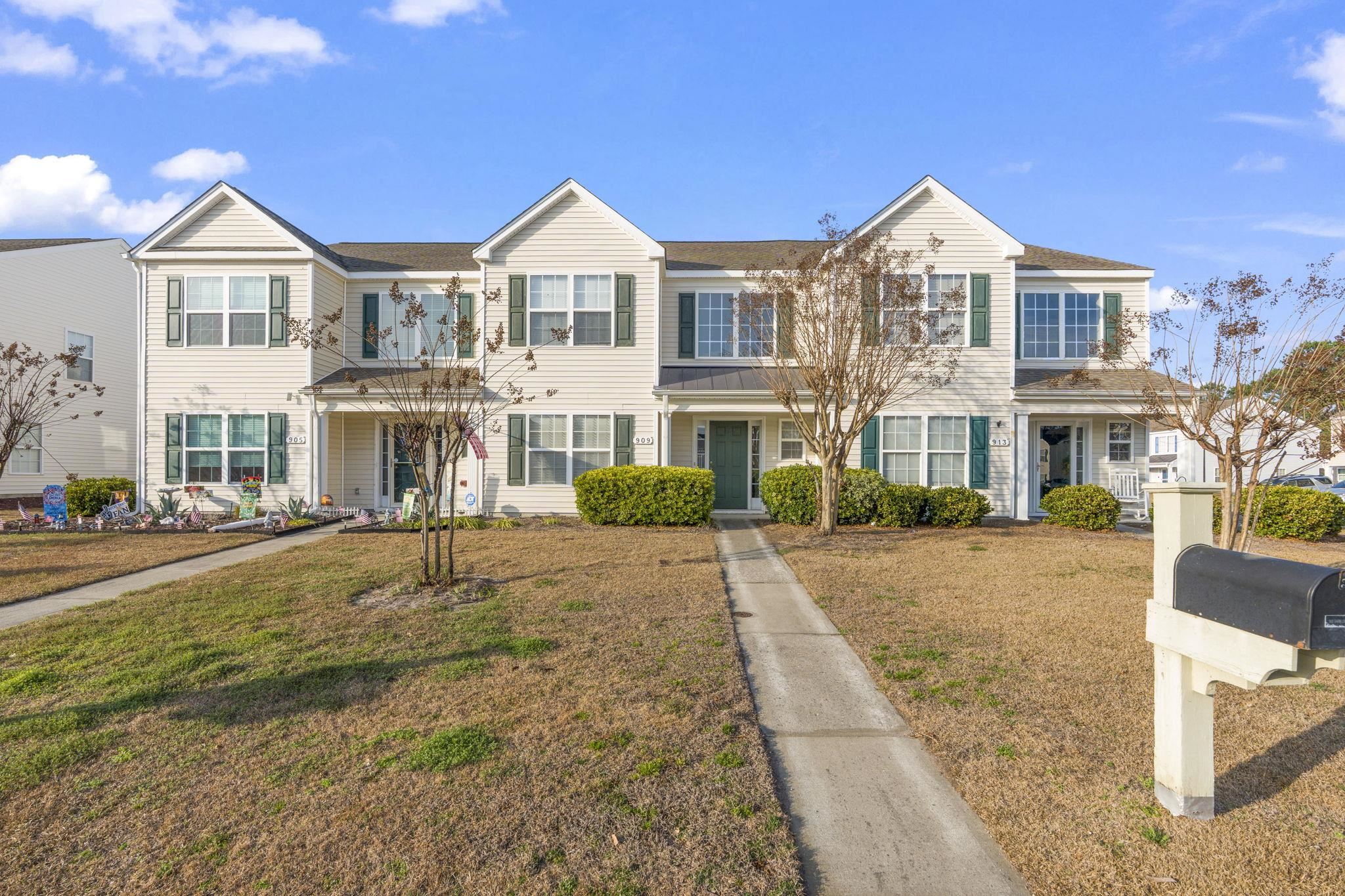 909 Barn Owl Ct. Property Photo 1