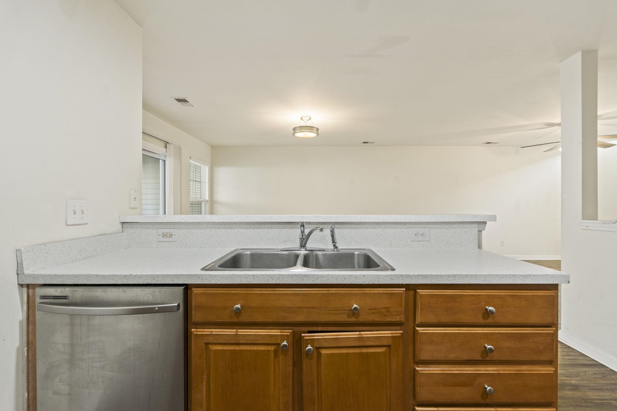 909 Barn Owl Ct. Property Photo 11