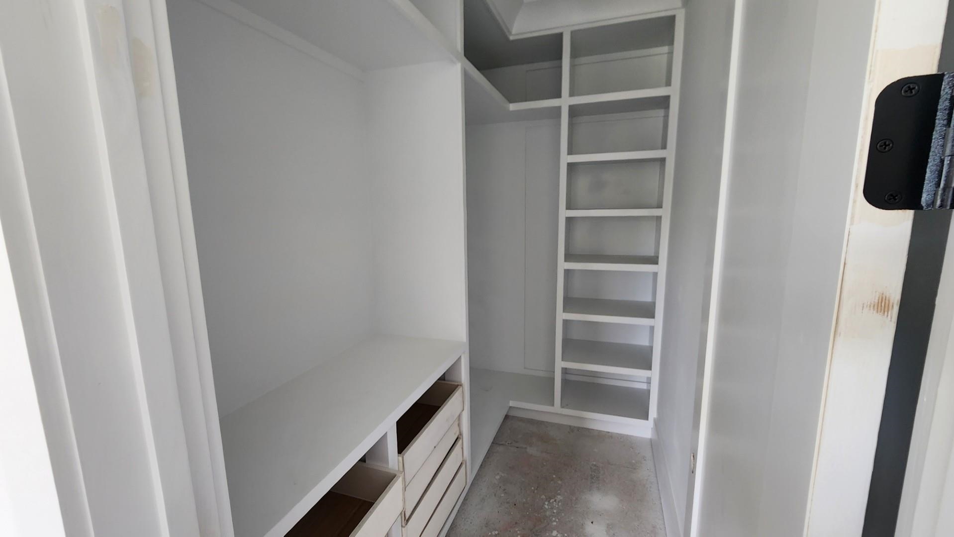 1017 Clamour Ct. Property Photo 10