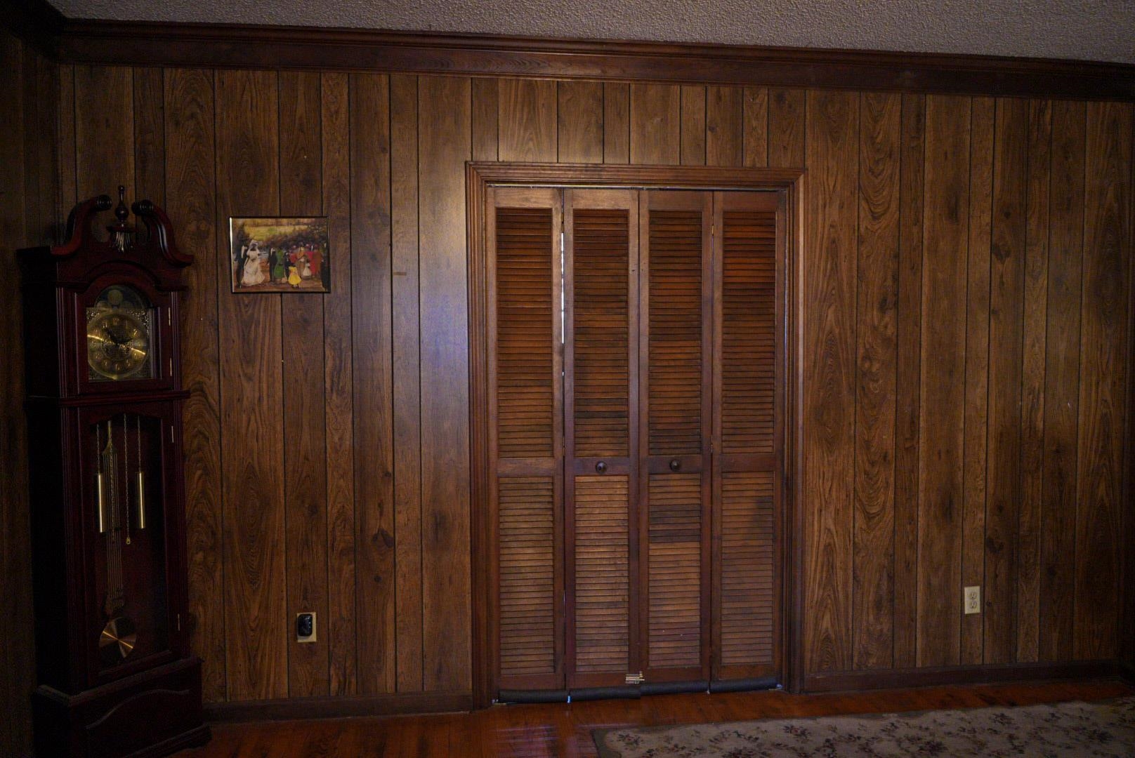913 Timmerman Dr. Property Photo 22