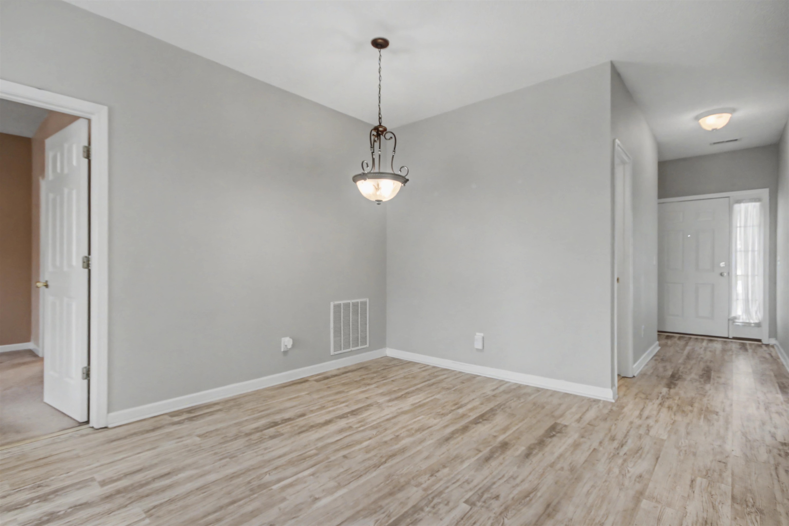 1058 Sea Mountain Hwy. Property Photo 13
