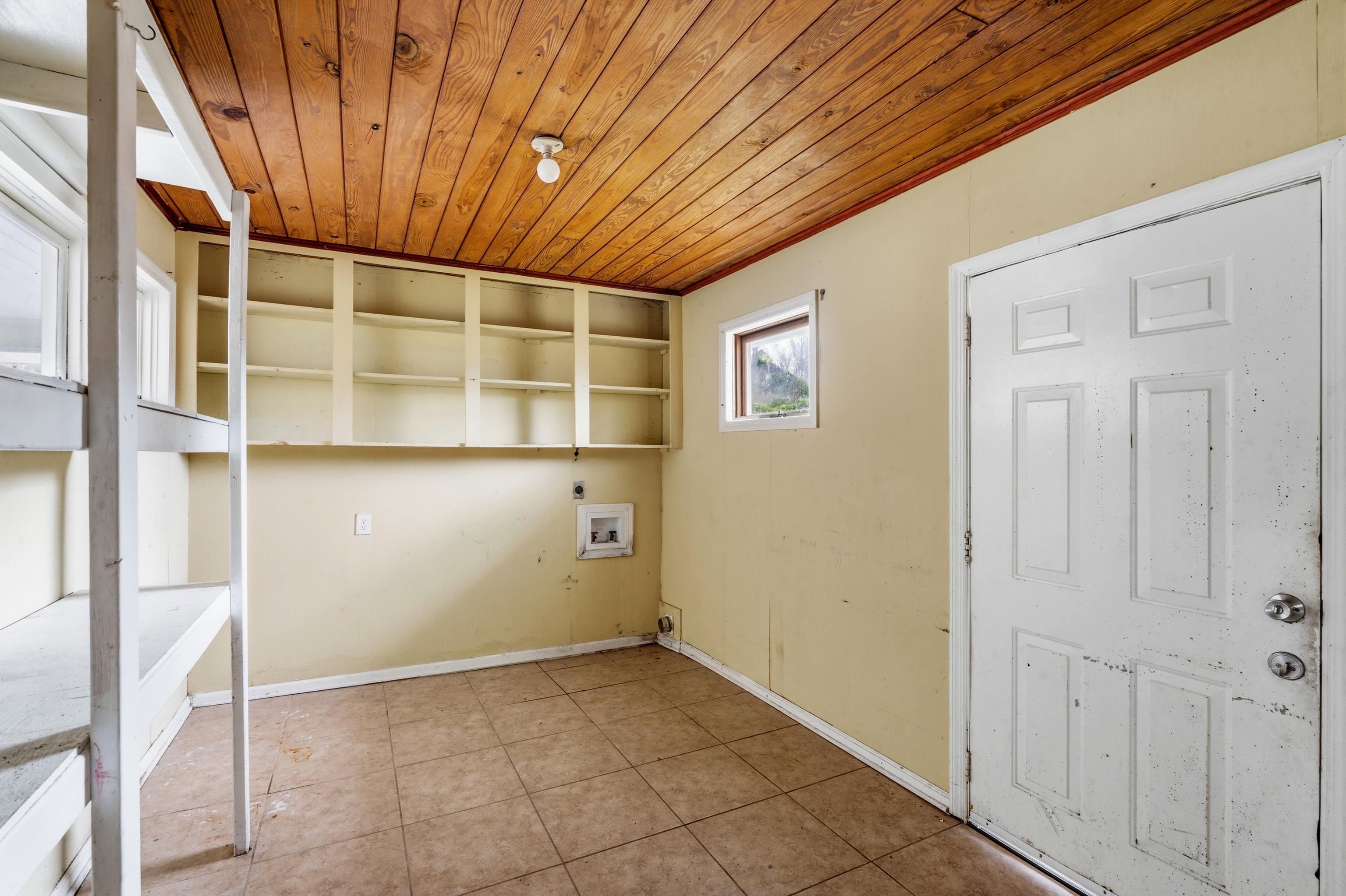 898 Pint Circle Rd. Property Photo 7