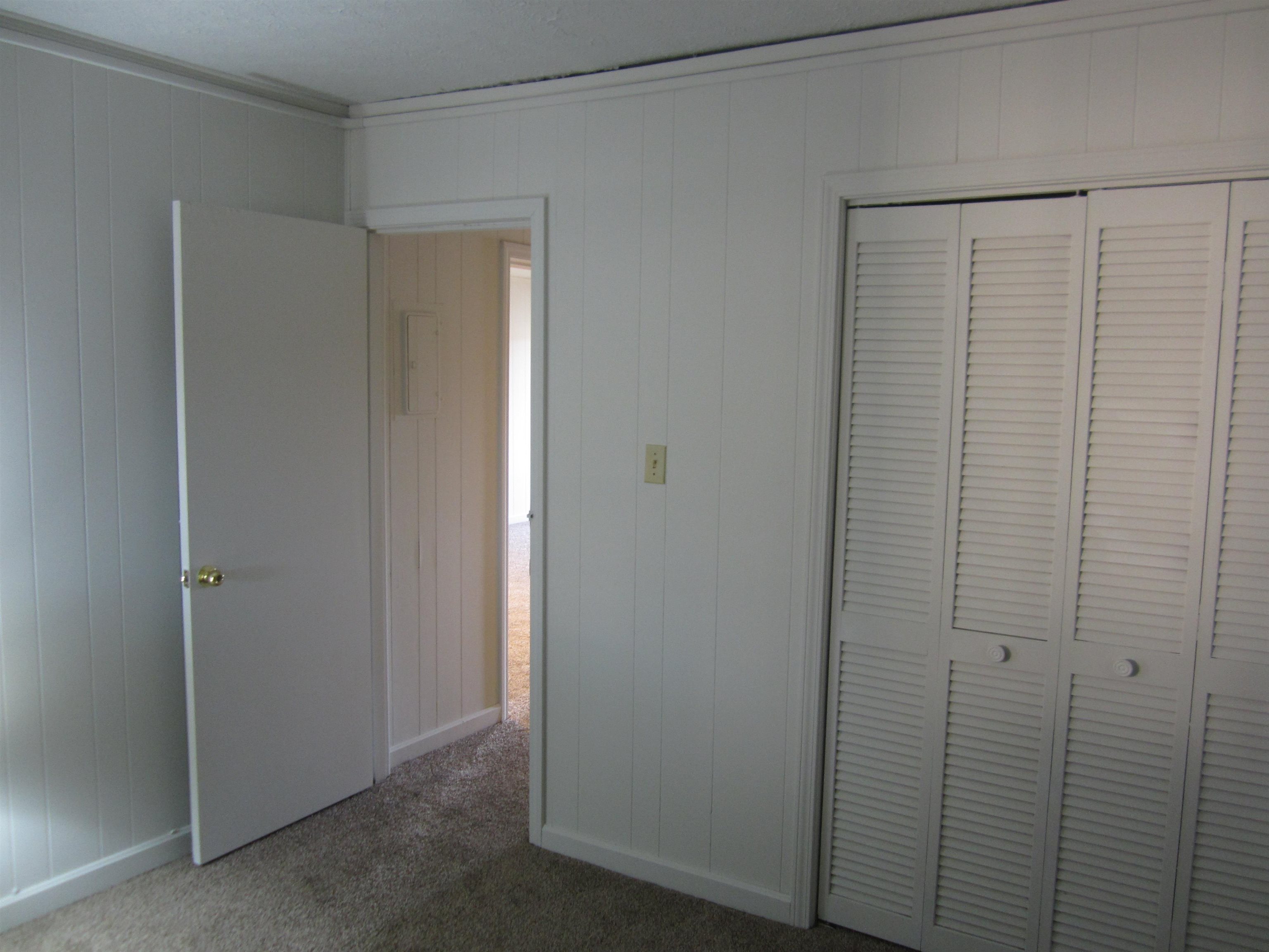 9501 Shore Dr. Property Photo 3