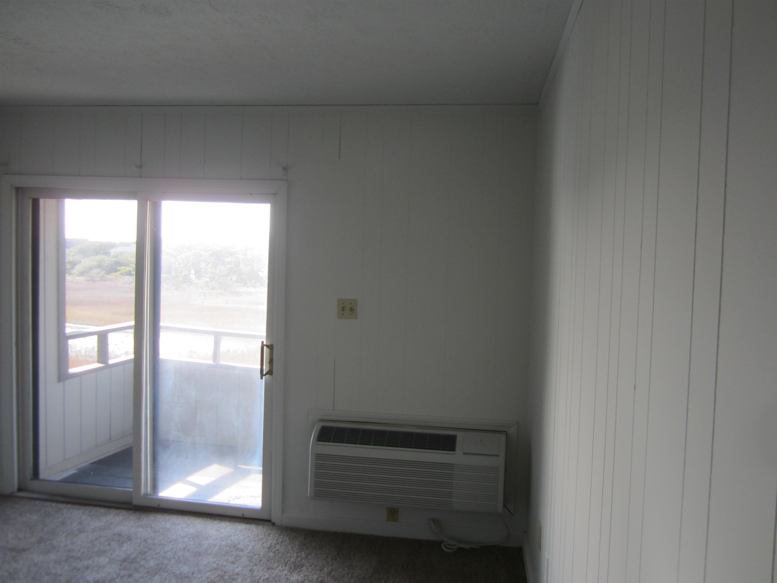 9501 Shore Dr. Property Photo 4
