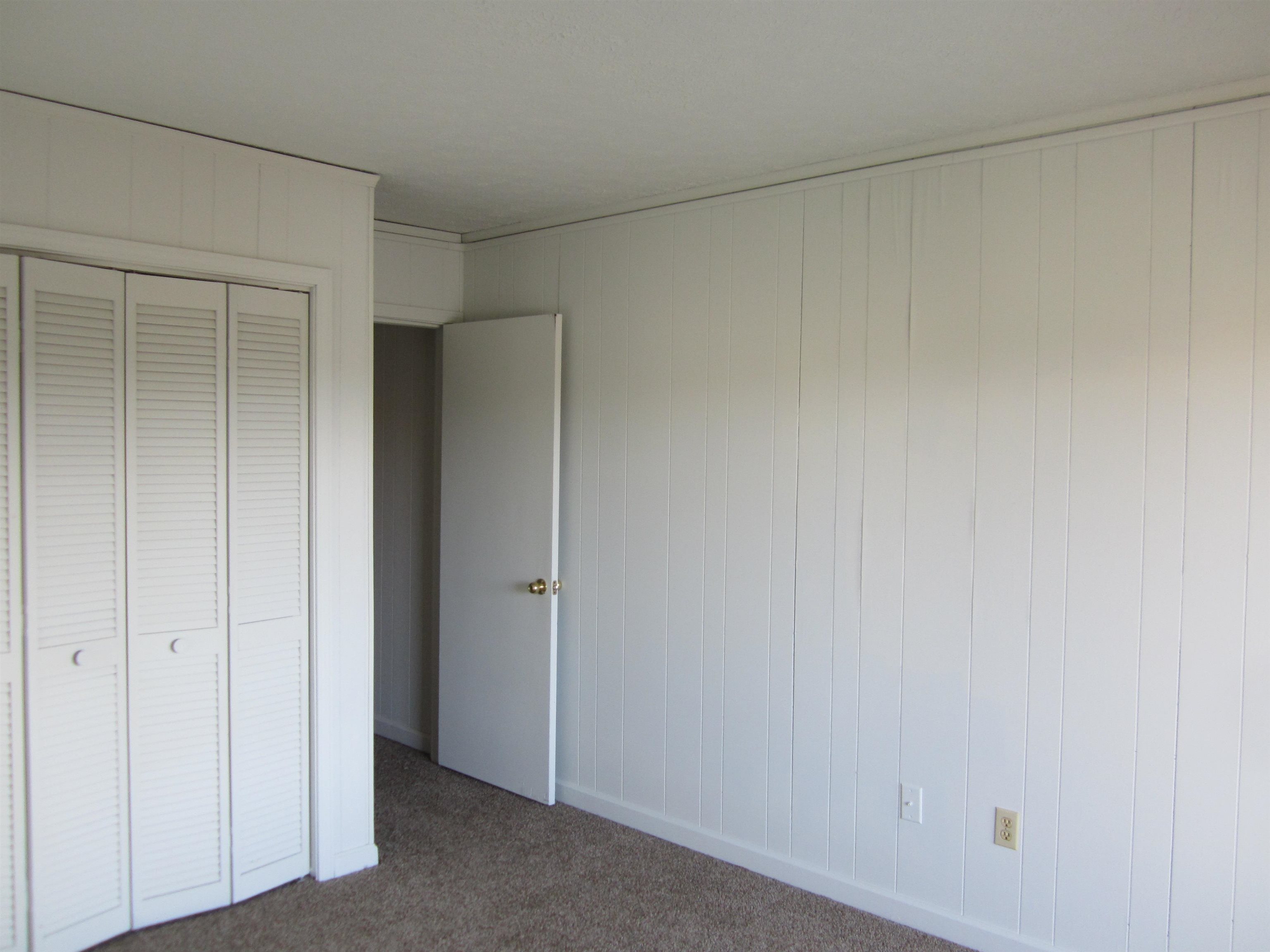9501 Shore Dr. Property Photo 5