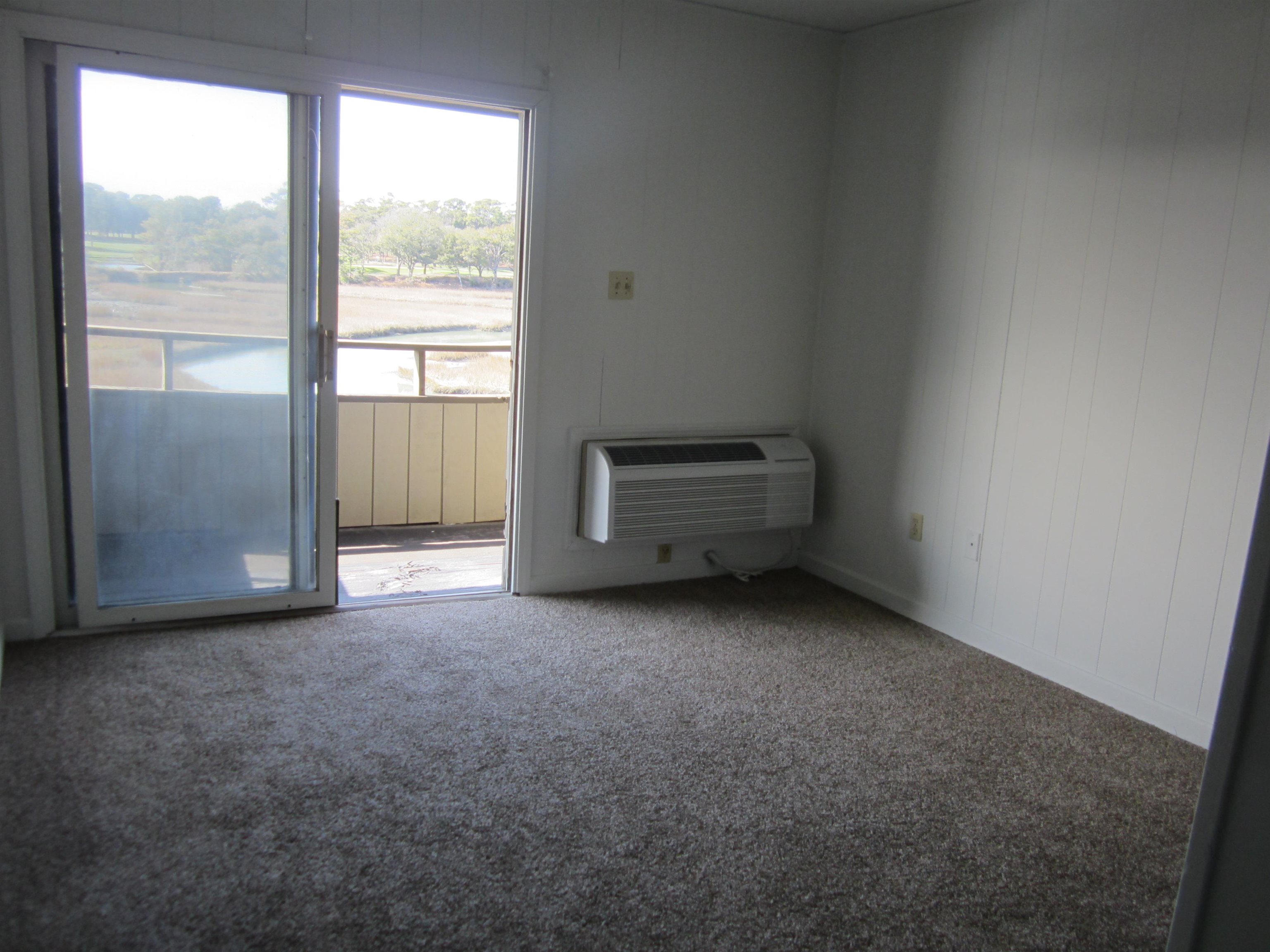9501 Shore Dr. Property Photo 6