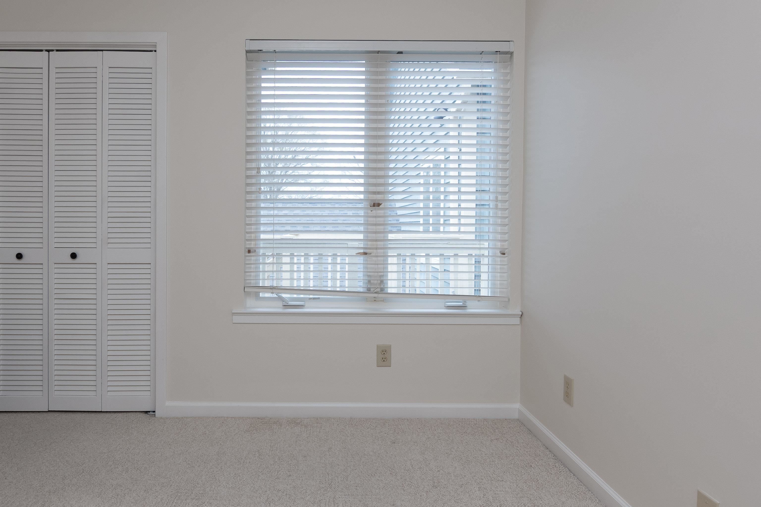808 Castleford Circle Property Photo 17