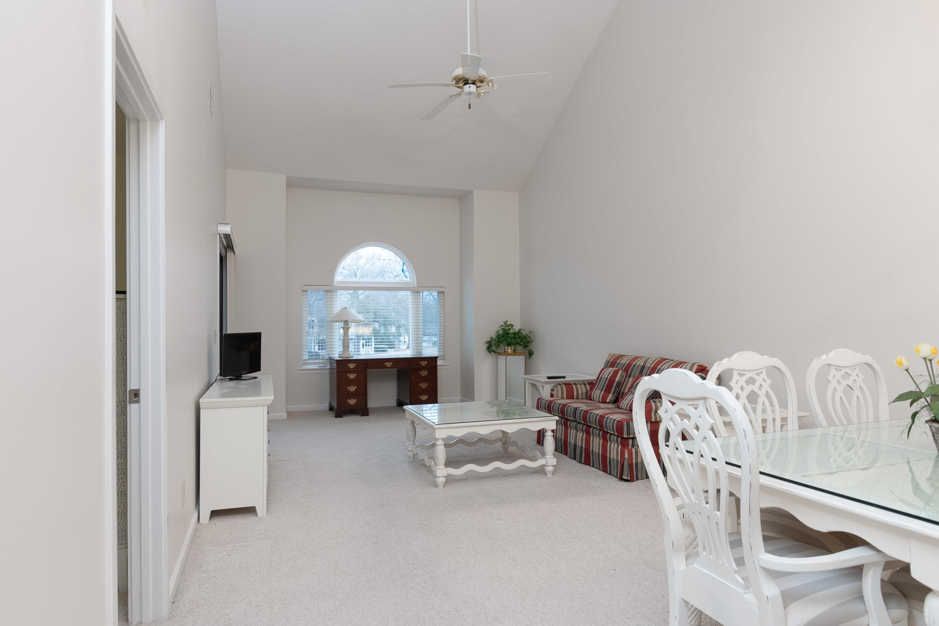 808 Castleford Circle Property Photo 24