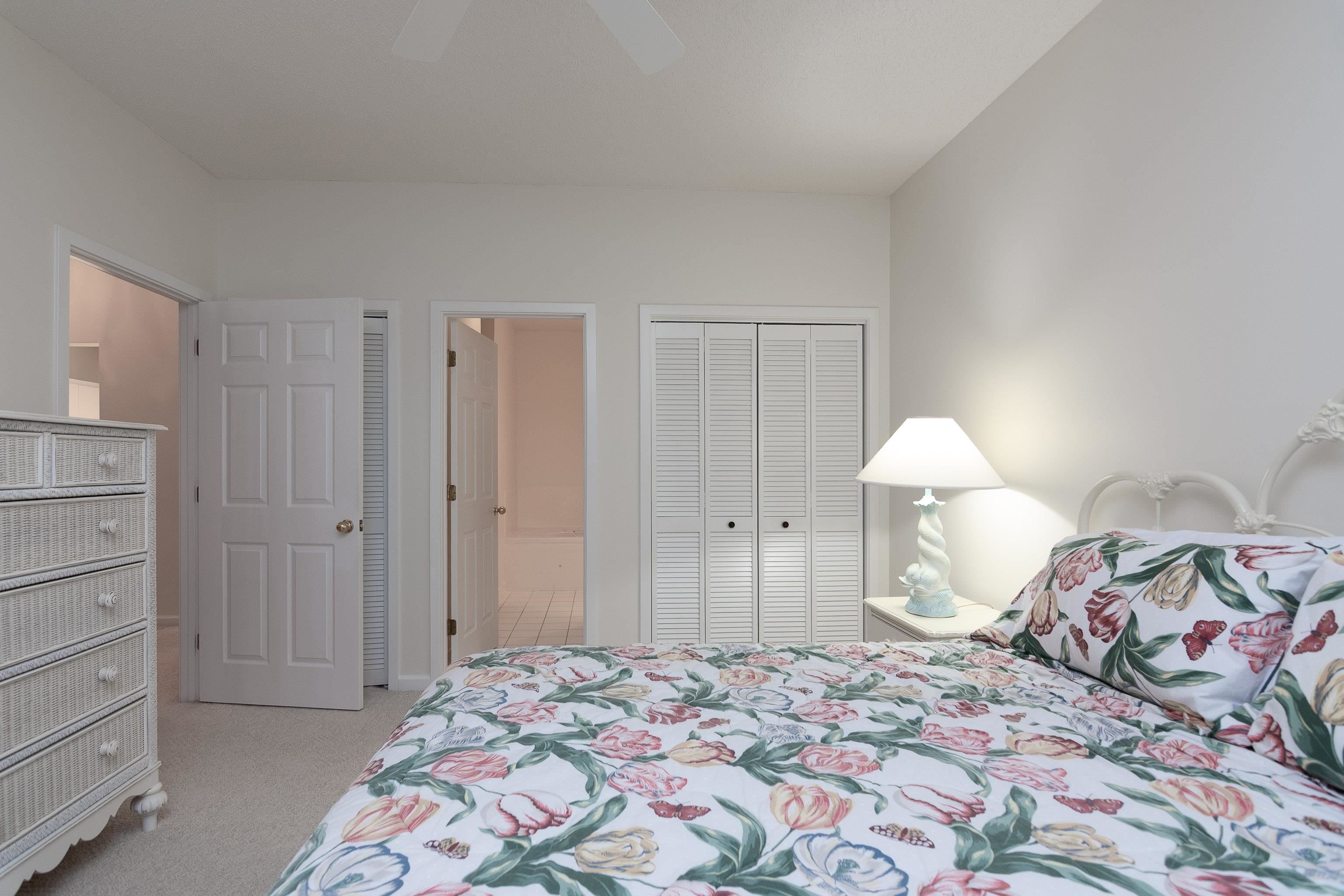 808 Castleford Circle Property Photo 31