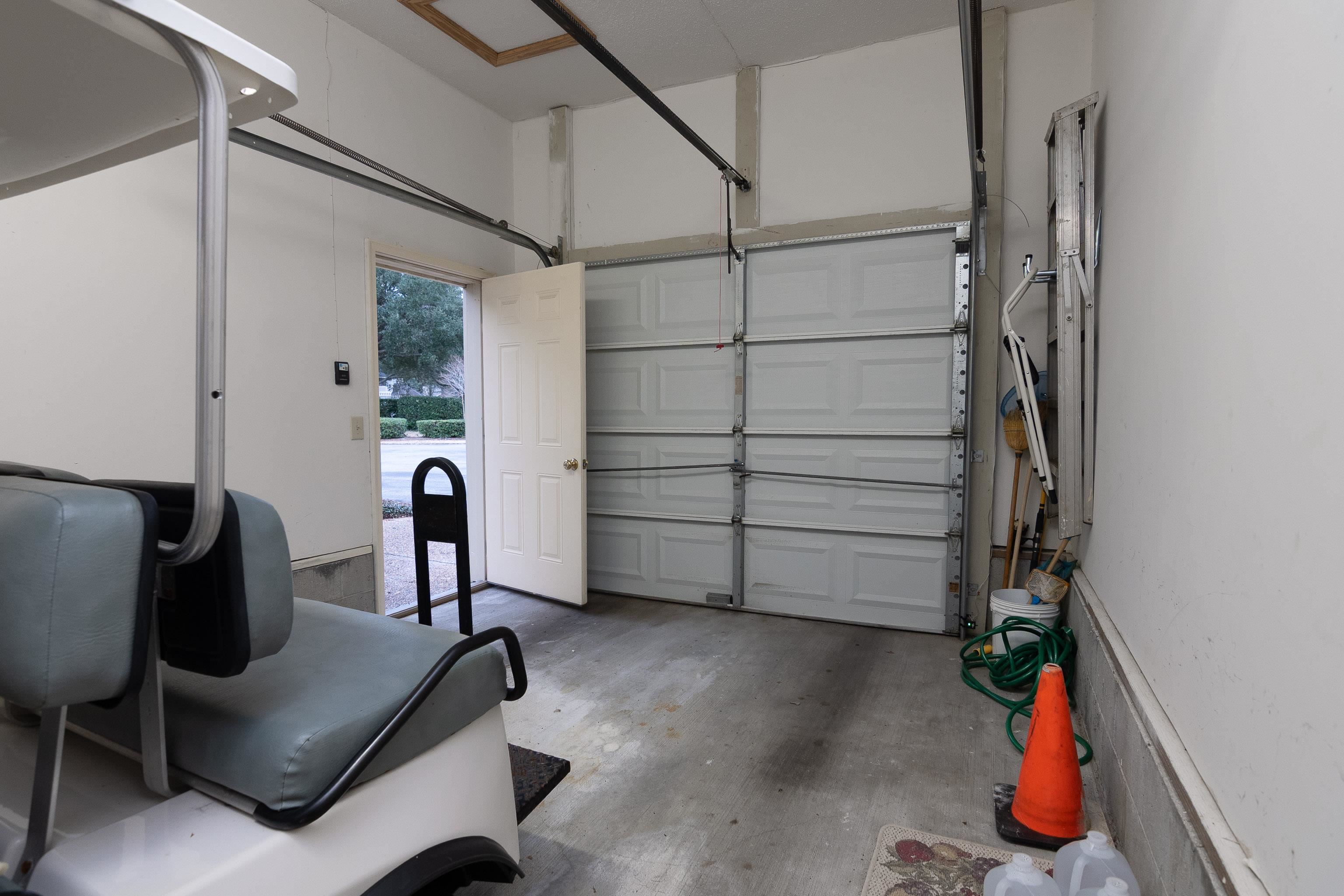 808 Castleford Circle Property Photo 40