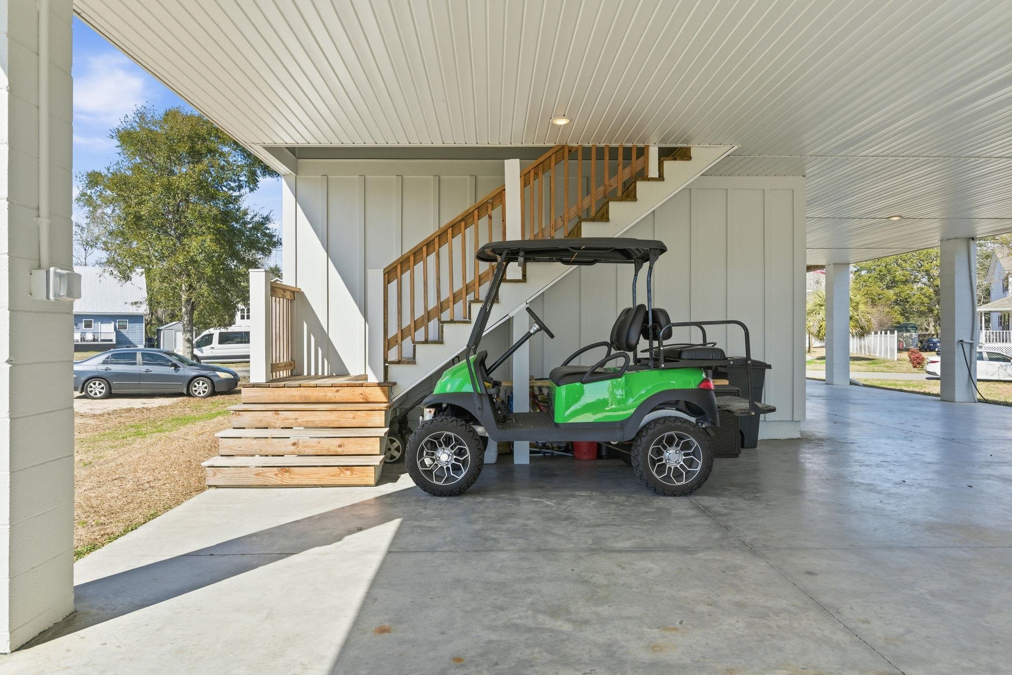400 Elizabeth Dr. Property Photo 33