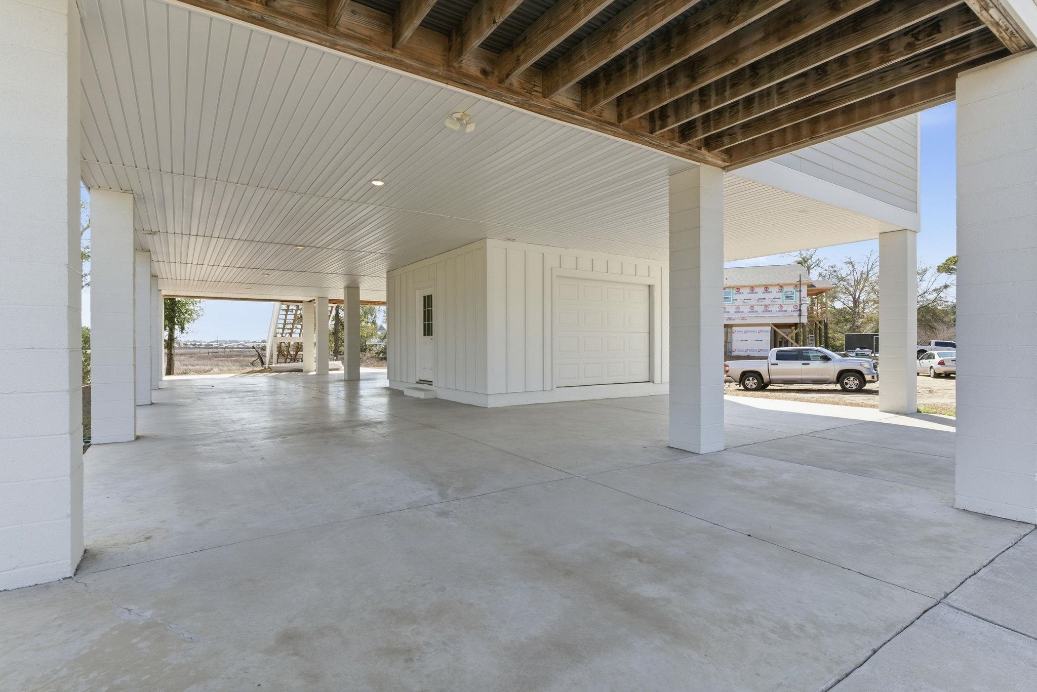 400 Elizabeth Dr. Property Photo 38