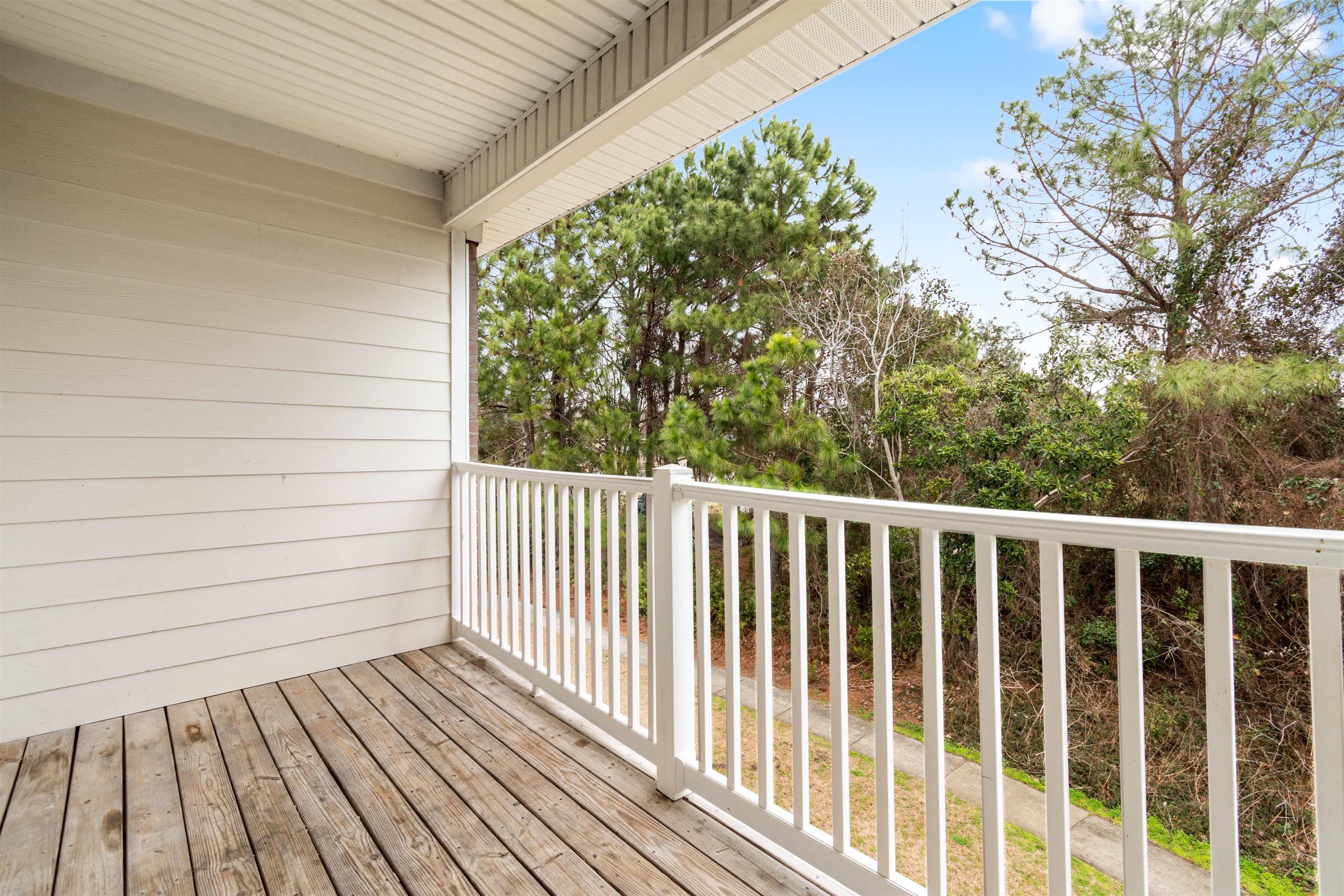 2025 Silvercrest Dr. Property Photo 26