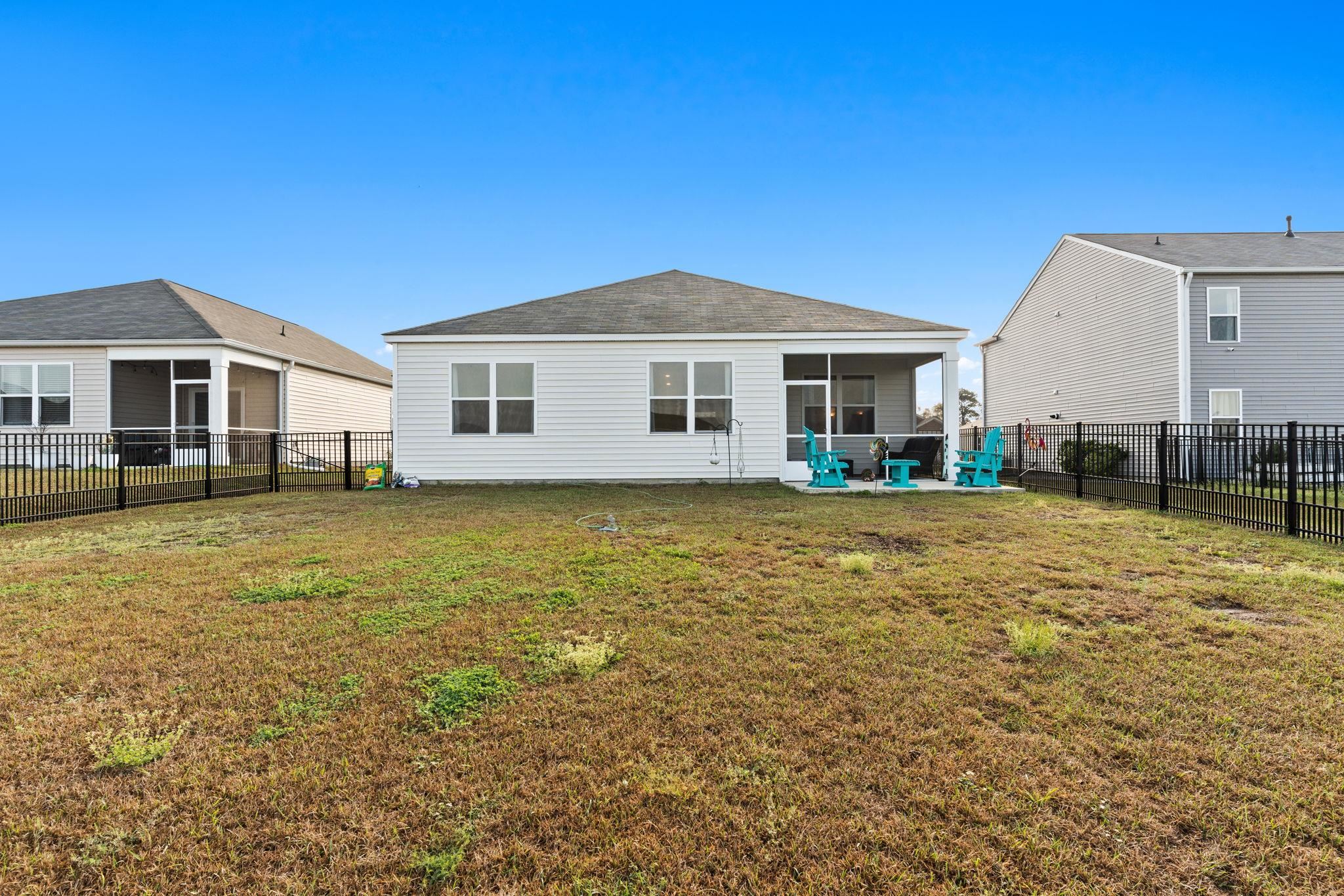 955 Irving Dr. Property Photo 27