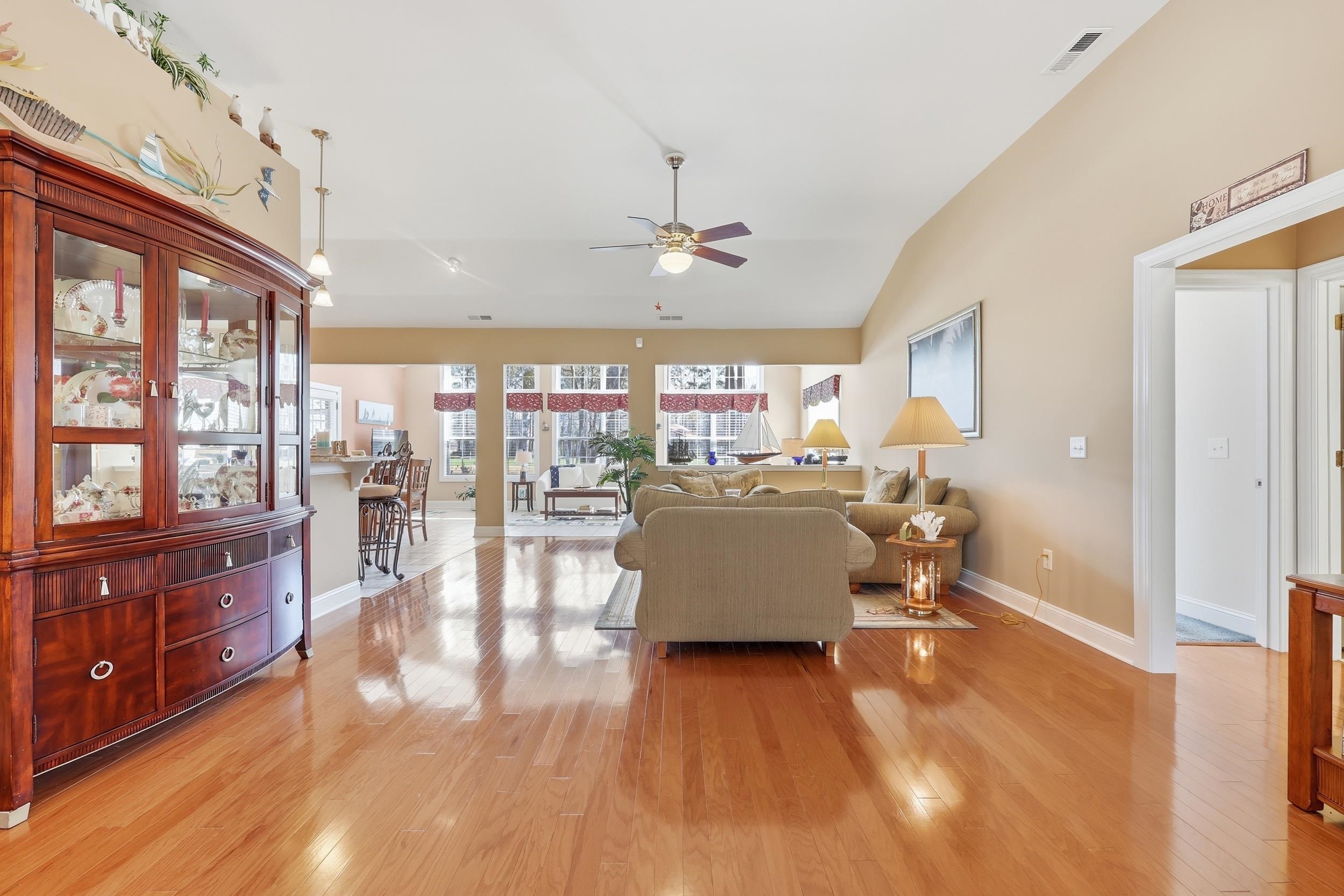 1216 Foxtail Dr. Property Photo 10