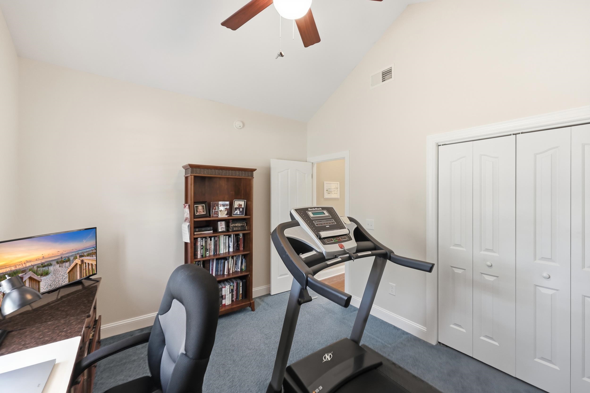 1216 Foxtail Dr. Property Photo 27