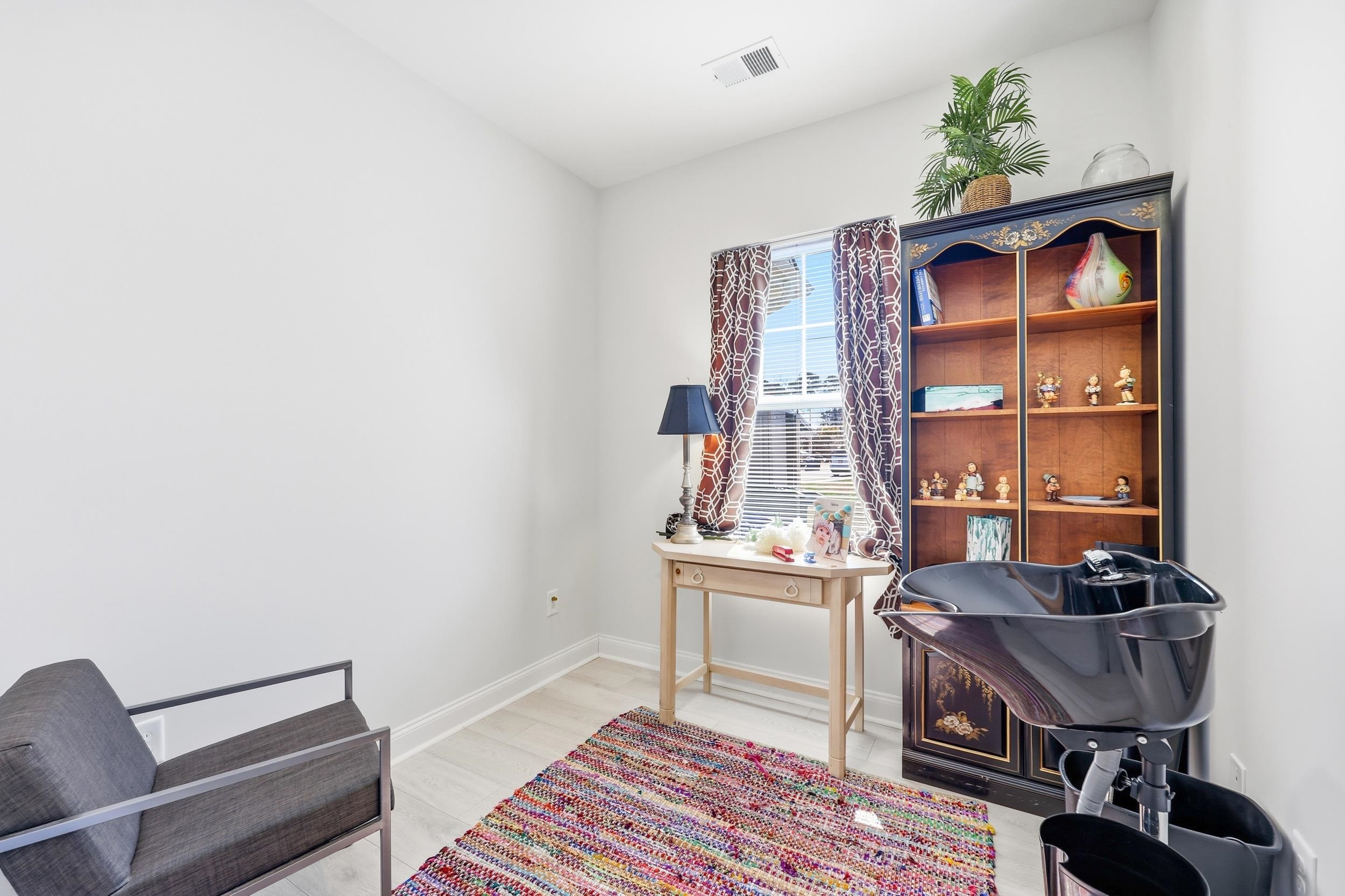 1017 Graybill Lane Property Photo 16