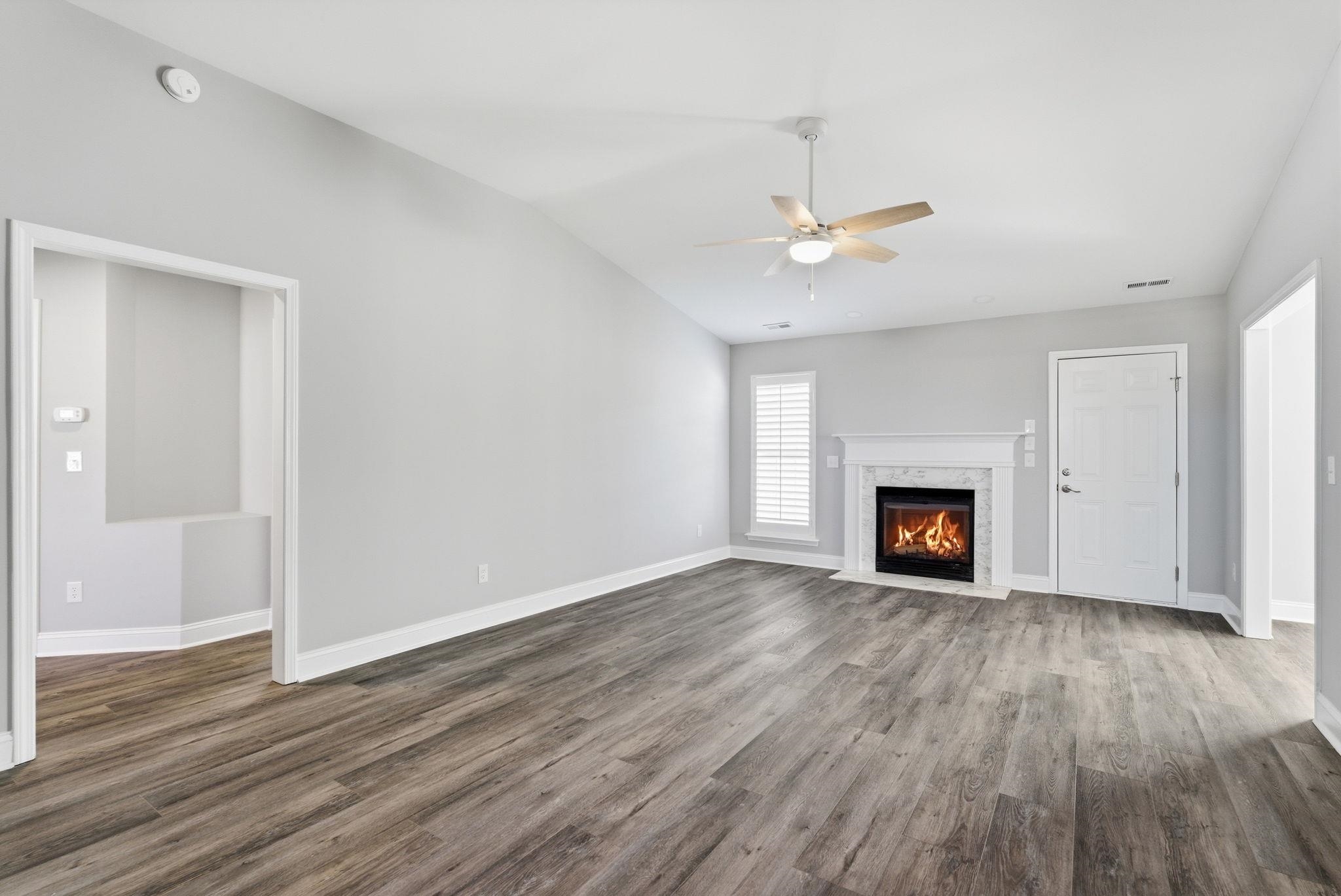 203 Silverbelle Blvd. Property Photo 4