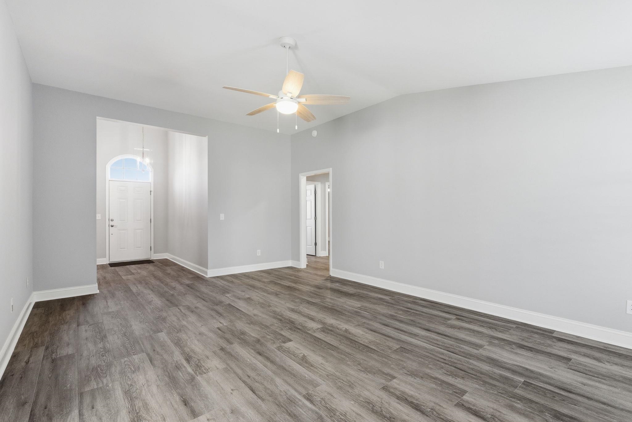 203 Silverbelle Blvd. Property Photo 7