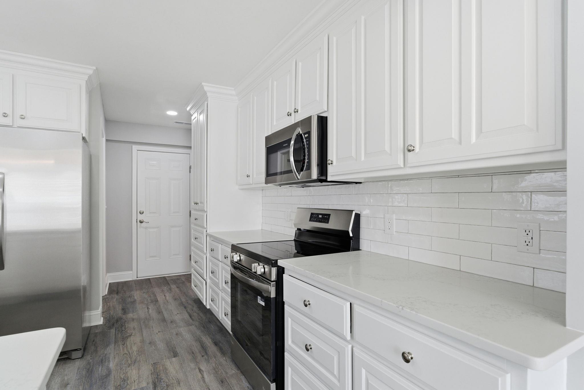 203 Silverbelle Blvd. Property Photo 12
