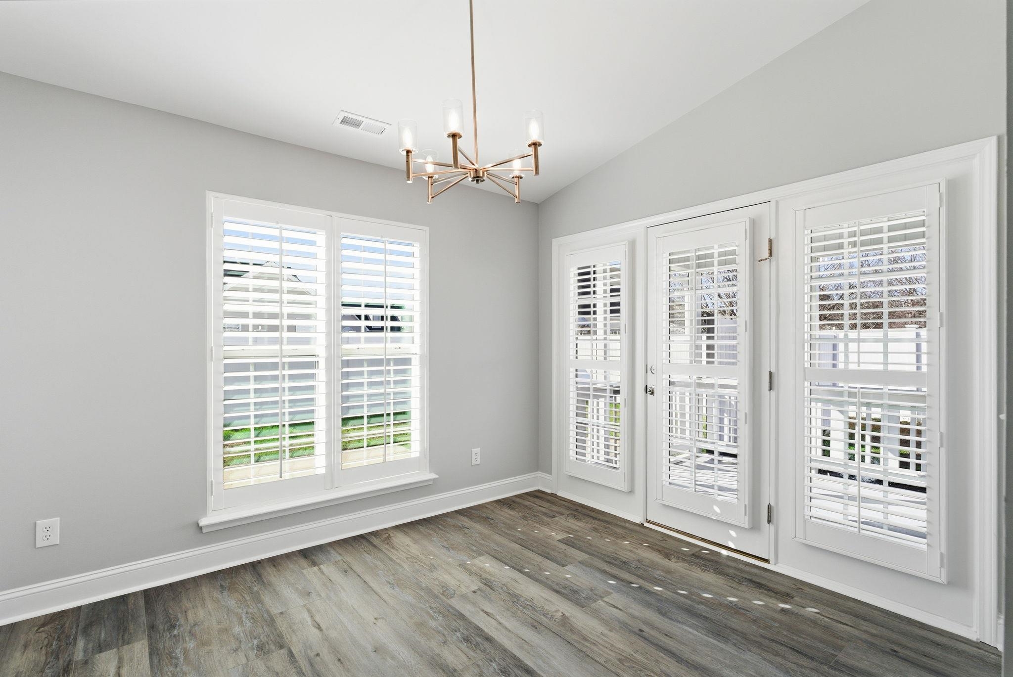 203 Silverbelle Blvd. Property Photo 16