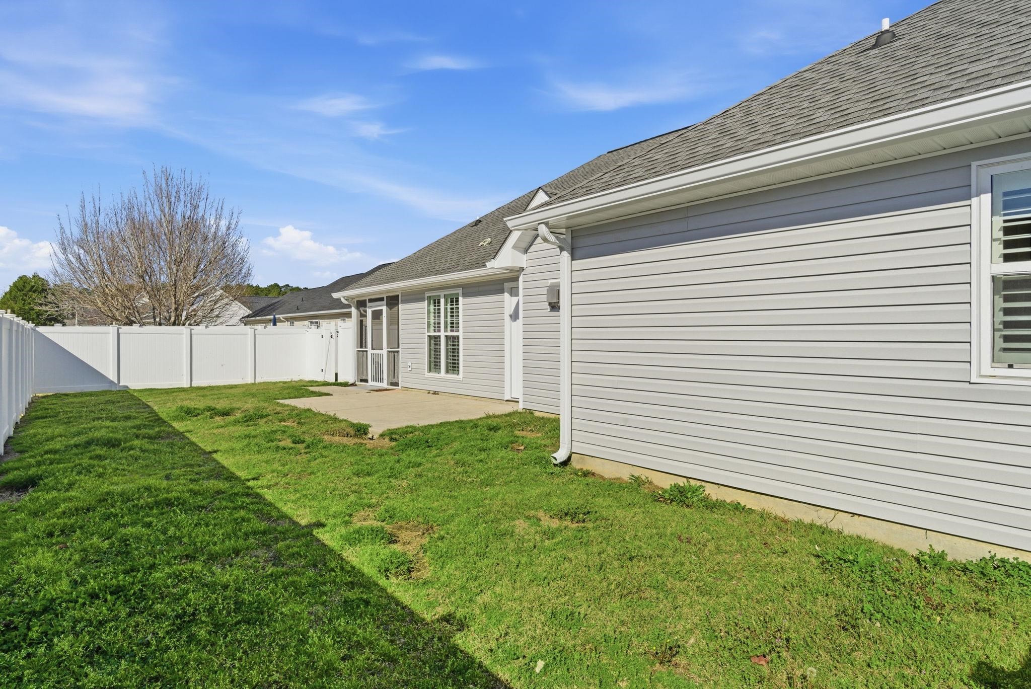 203 Silverbelle Blvd. Property Photo 44
