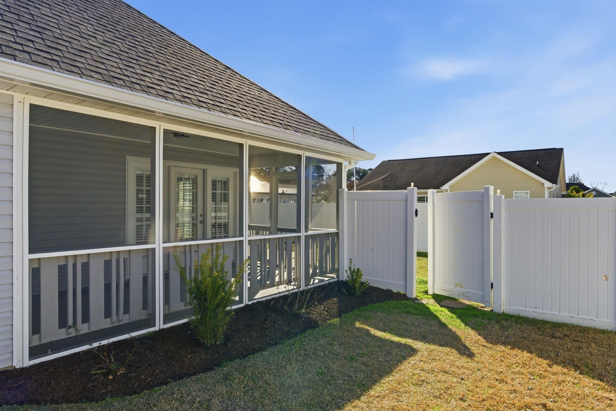 203 Silverbelle Blvd. Property Photo 49