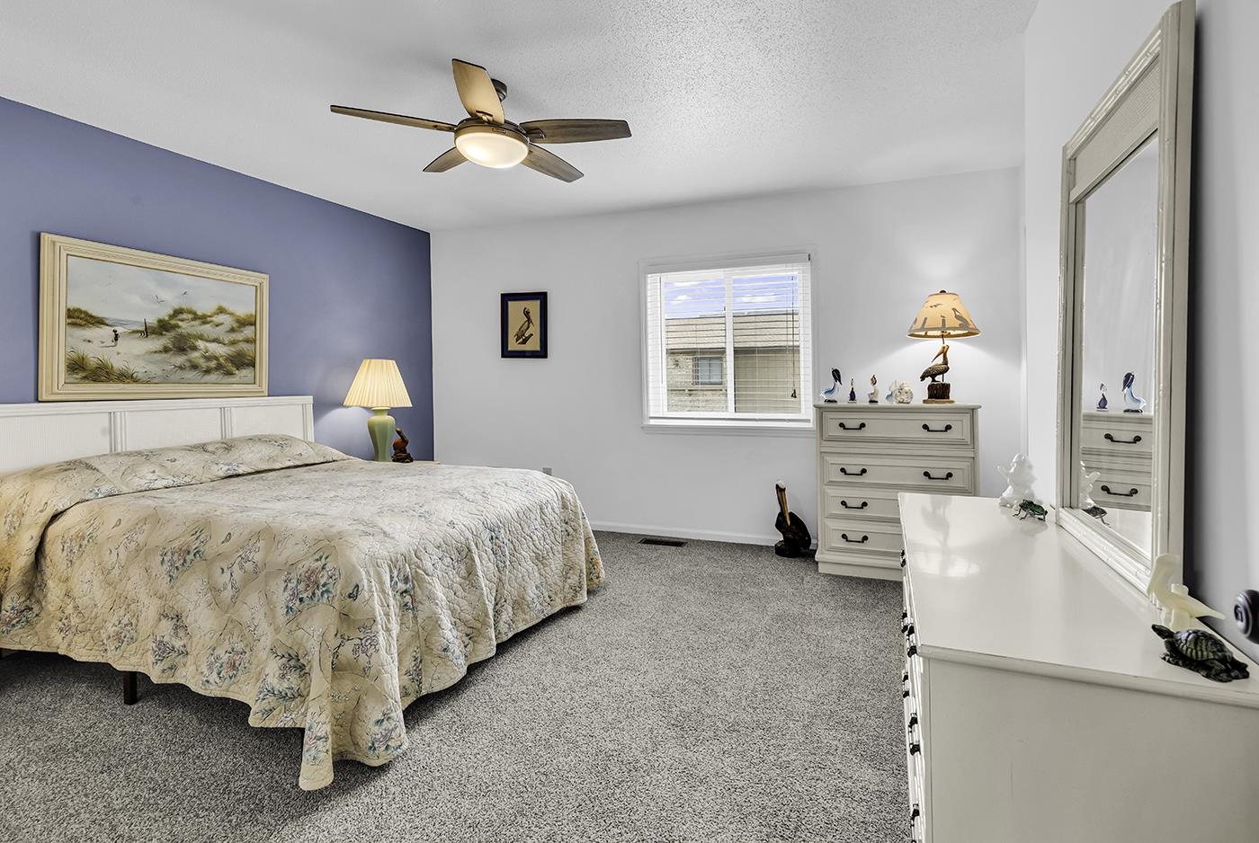 405 N Hillside Dr. Property Photo 17