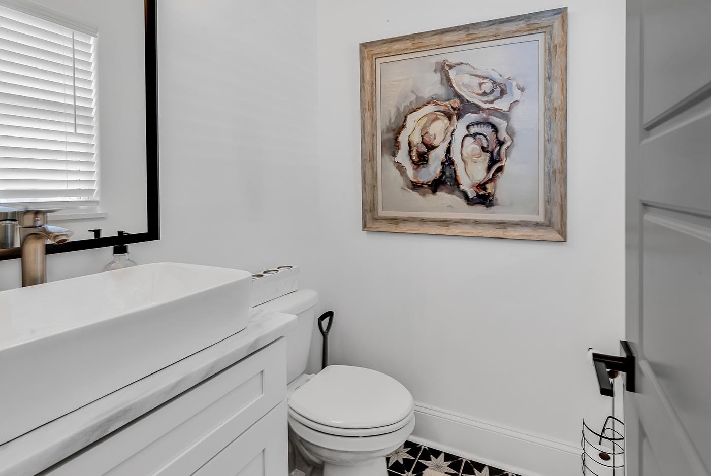 6722 Ocean Breeze Loop Property Photo 8