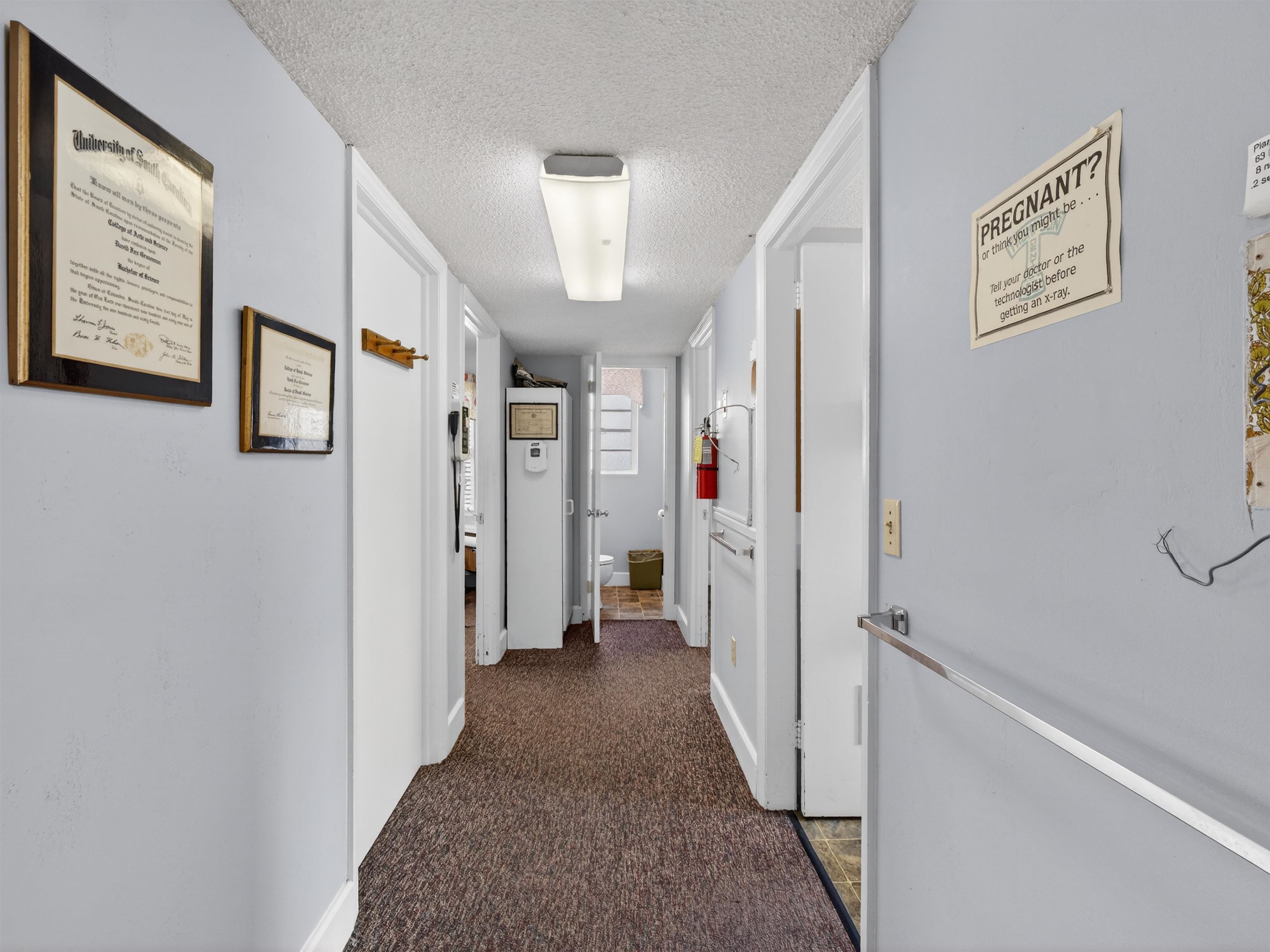 208 S Jackson St. Property Photo 11