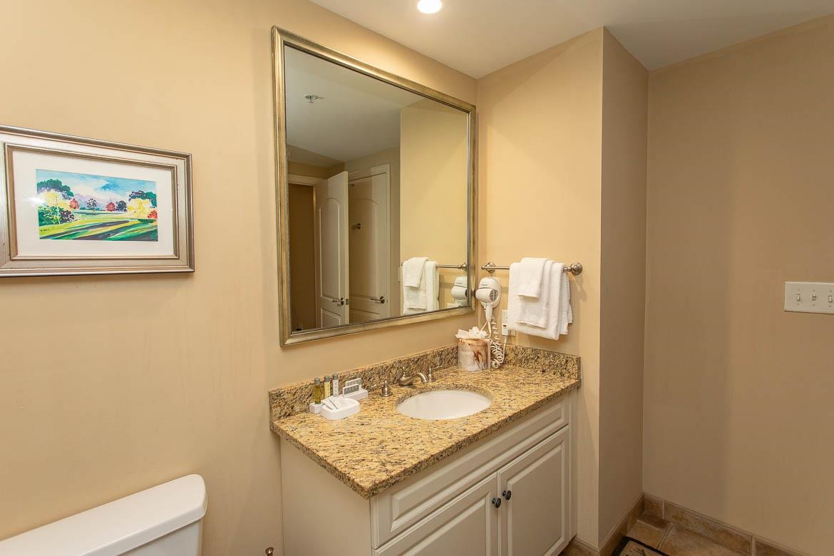 100 North Beach Blvd. Property Photo 10