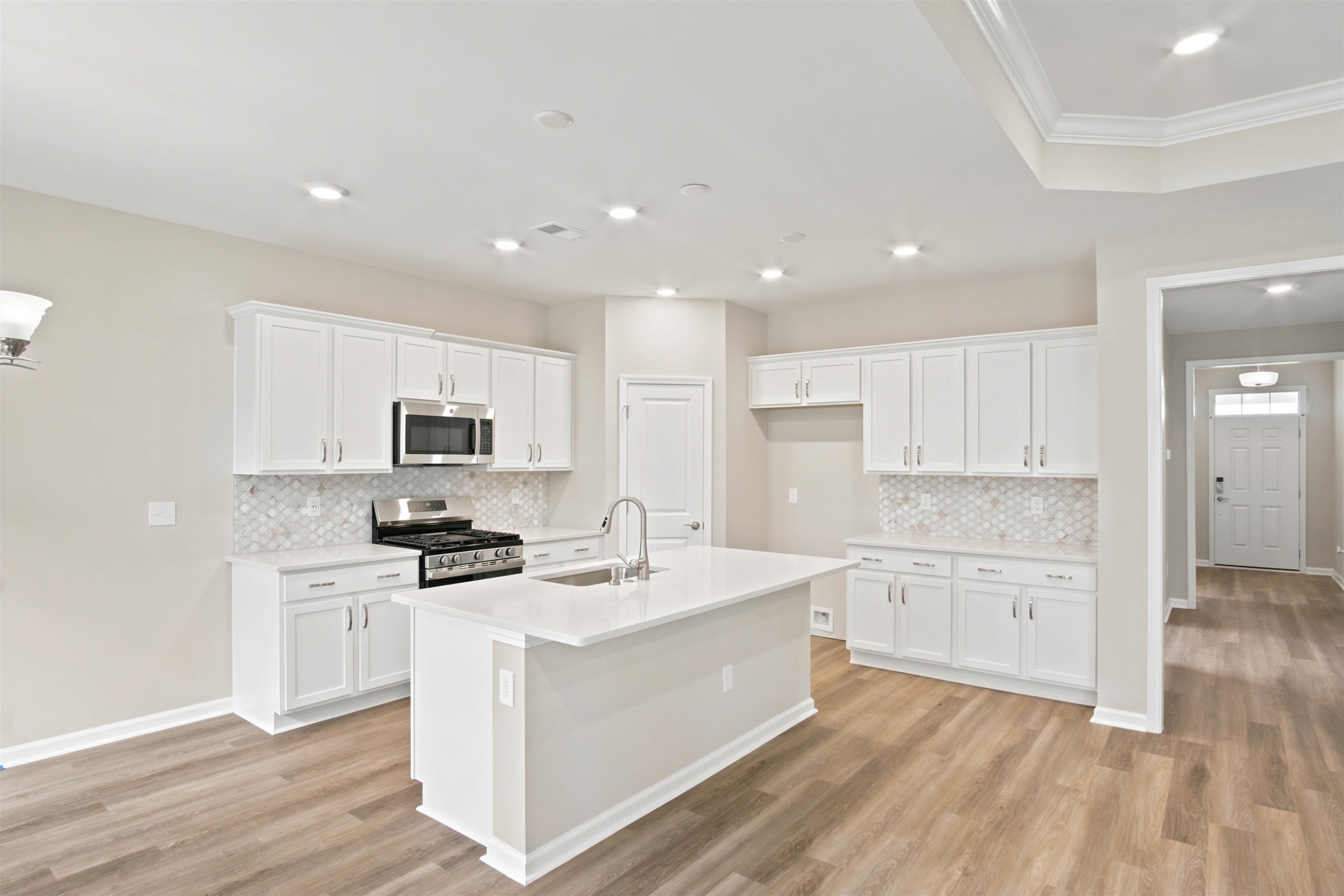 639 Millbrook Way Property Photo 12