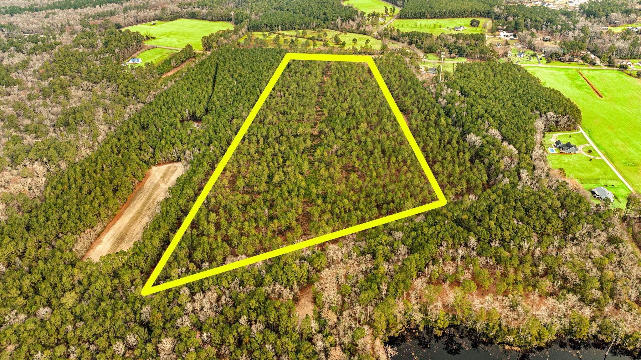 Old Reaves Ferry Rd. Property Photo 8