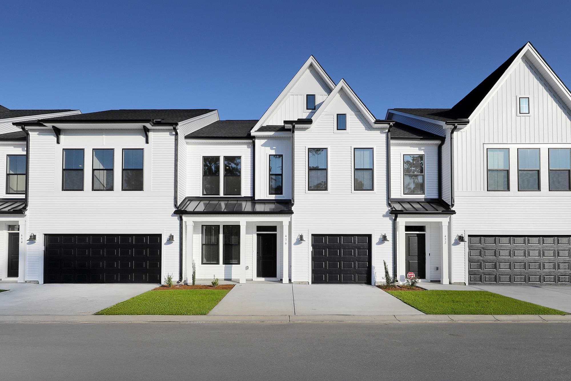 436 Ireland Way Property Photo 1