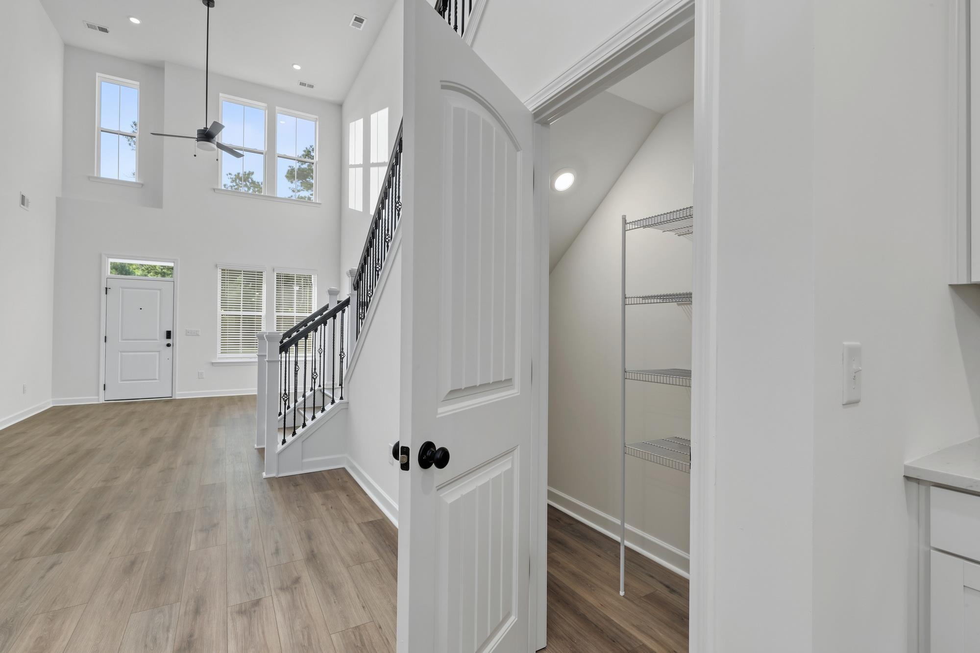 436 Ireland Way Property Photo 10